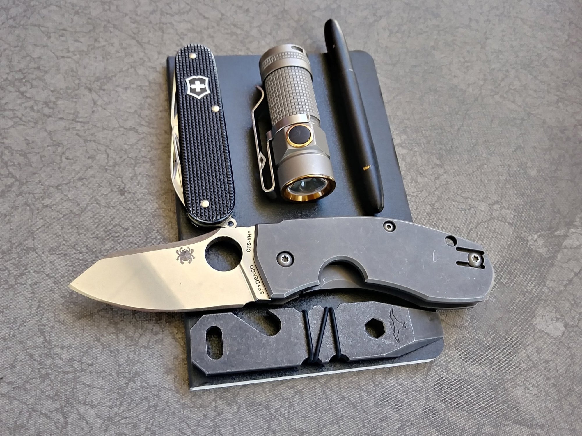 Showcase #103: Auto Transporter from Rialto, California - URBAN EDC®