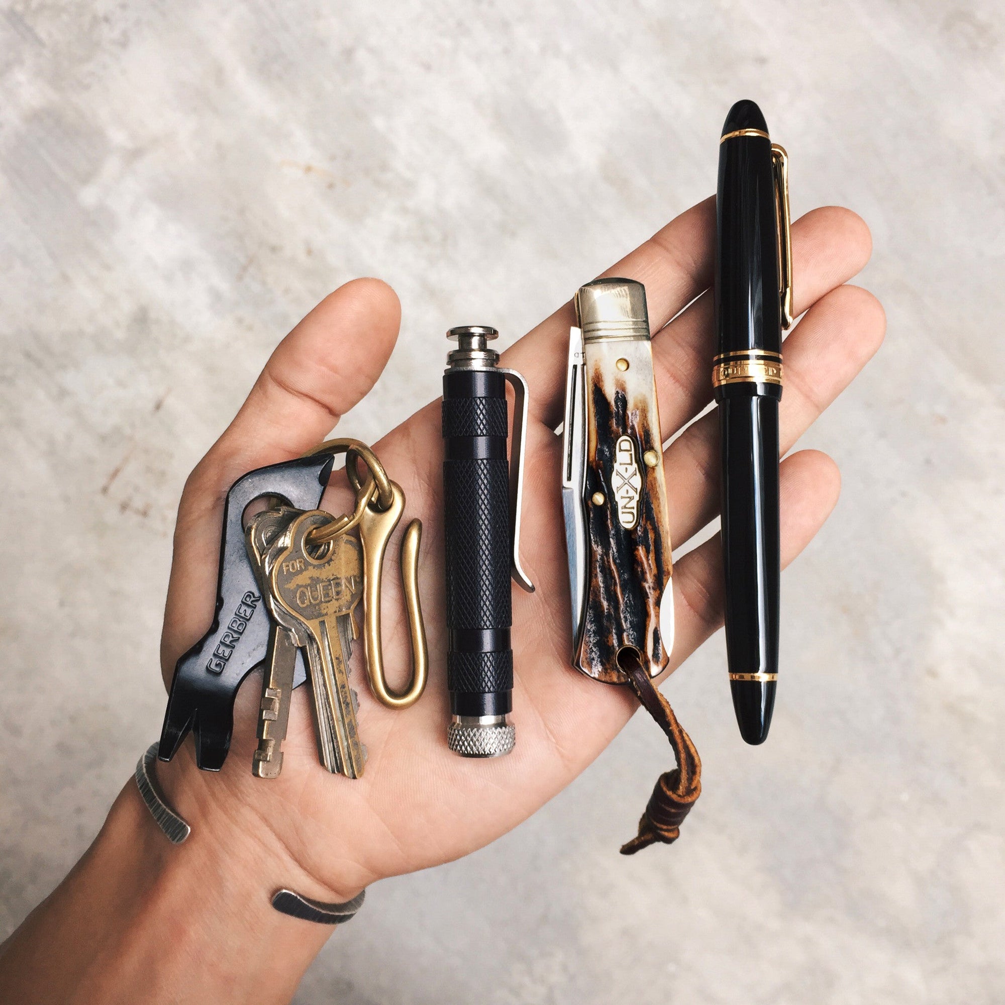 Showcase #16: Writer from Singapore - URBAN EDC®
