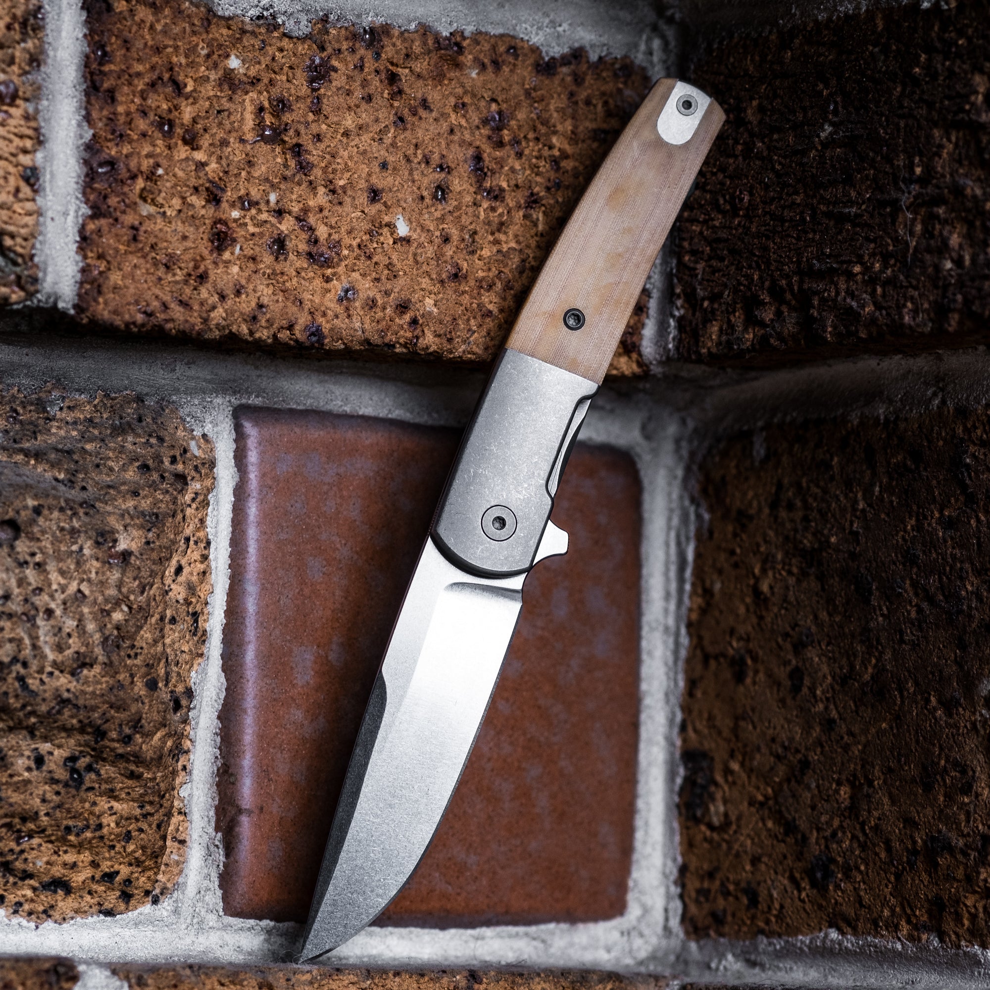 Pre-Order: Urban EDC Finback - Natural Linen Micarta w/ Stonewashed Magnacut