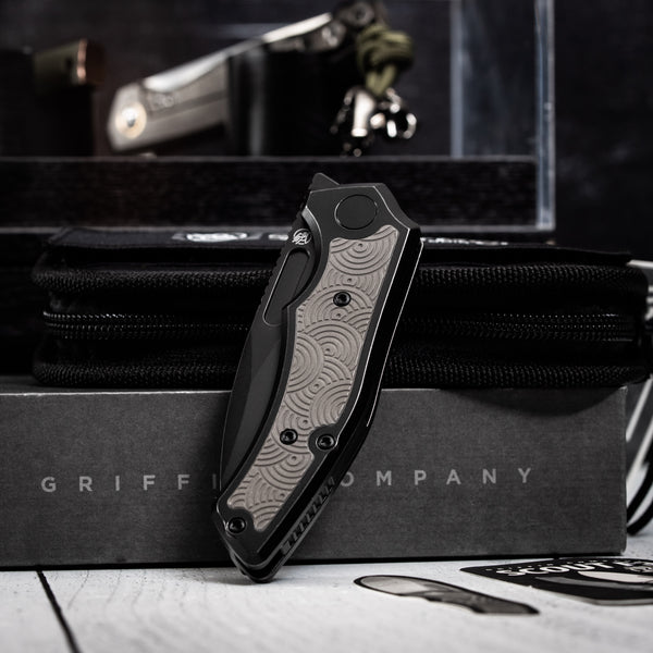 Drop Date (07/08): Griffin Co x URBAN Scout F3 Folder - Blackwashed Magnacut & Blackwashed Titanium w/ Grey Chaos Seigaiha™