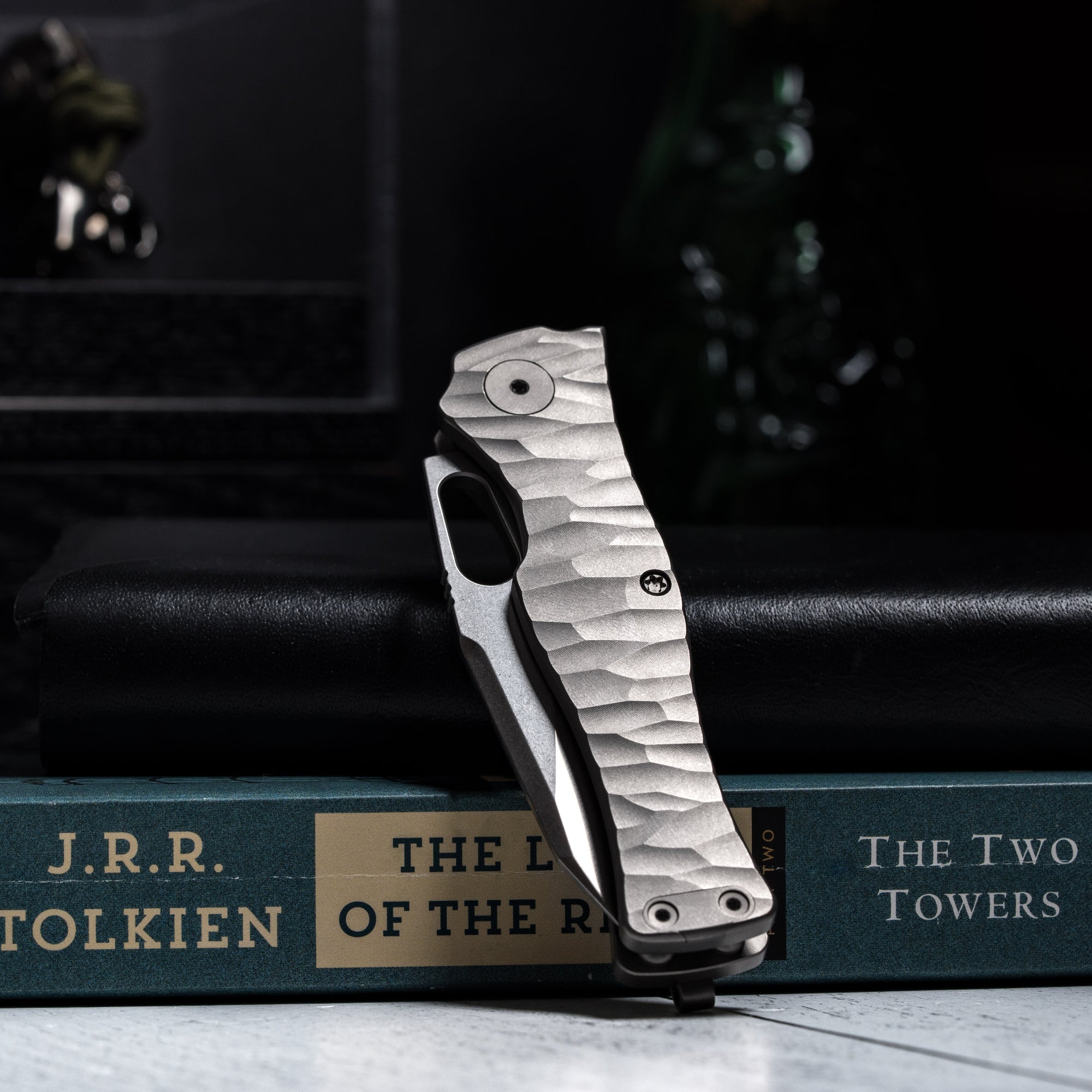 Drop Date (06/03): URBAN Castellan Non-Flipper - Stonewashed Vanax & Stonewashed Titanium w/ Rock Texture