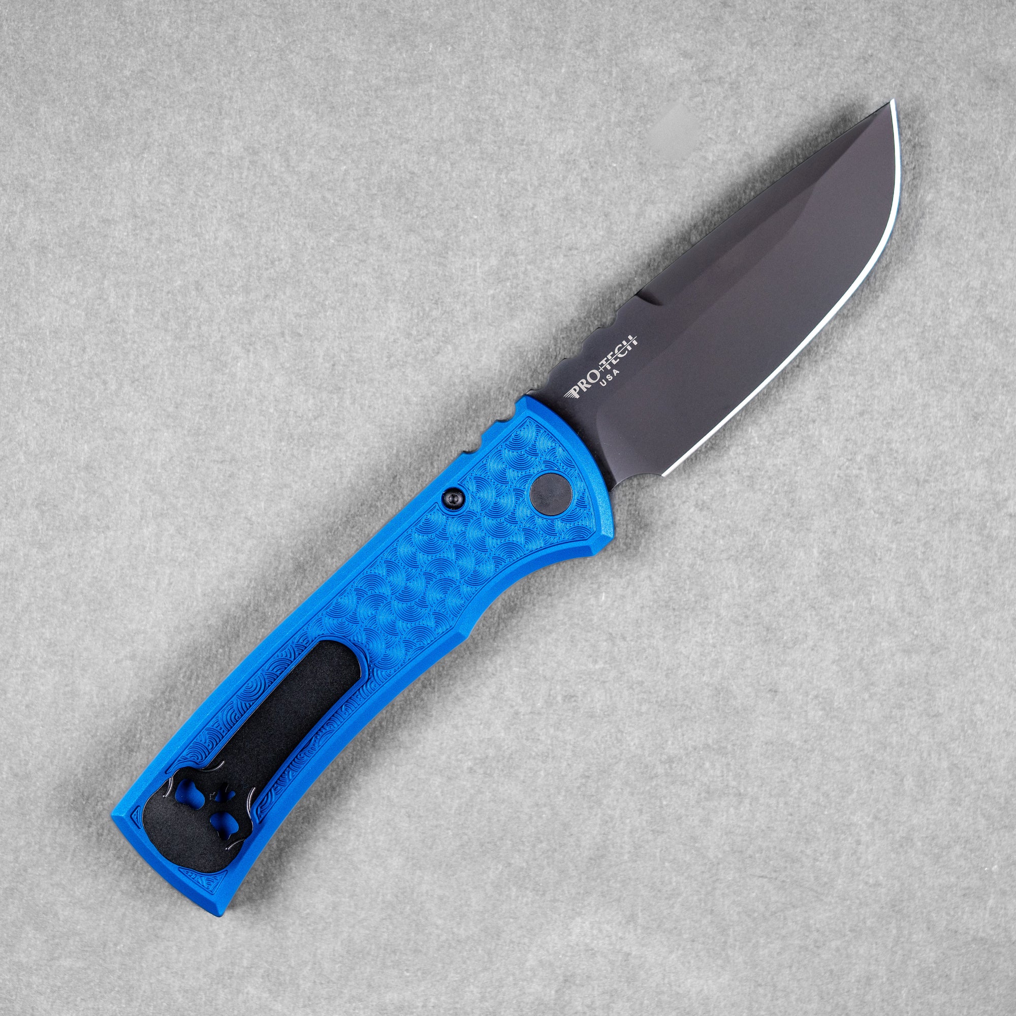Chaves x Pro-Tech x URBAN Redencion 229 - Black DLC S35VN & Blue Aluminum w/ Chaos Seigaiha™