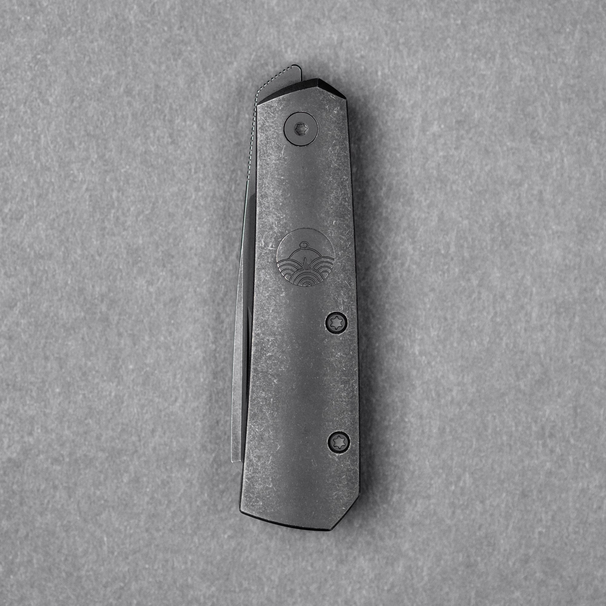 Urban EDC Straighthawk - Blackwashed Titanium w/ Blackwashed Magnacut