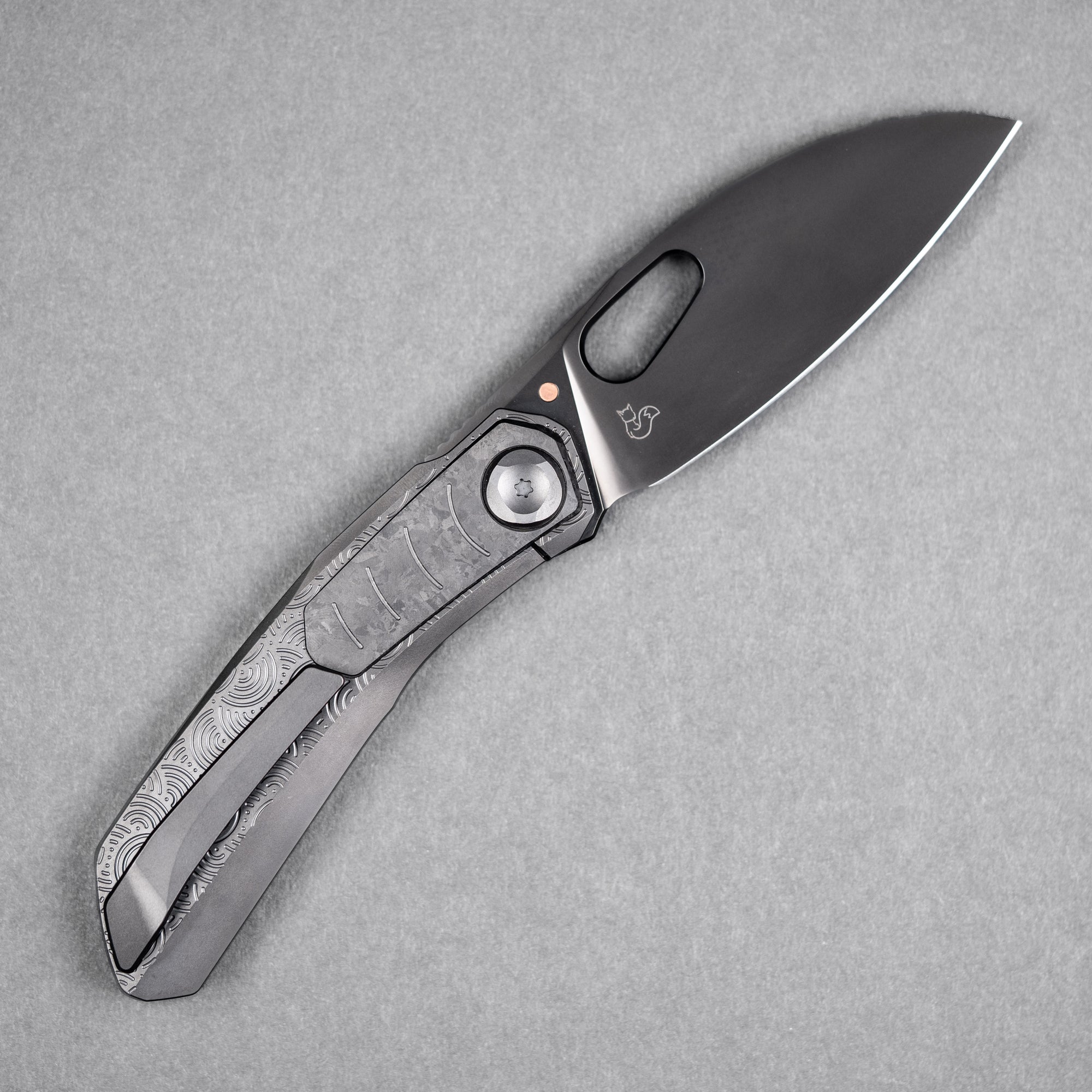 Drop Date (07/22): Poikilo x URBAN VK-Crab - Pearlescent Stonewash DLC M398 & DLC Titanium Chaos Seigaiha™ w/ Crystal Ti DLC Inlay