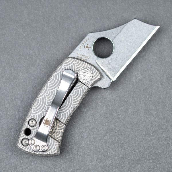 Spyderco McBee - Seigaiha Mod by MetalMorphosis