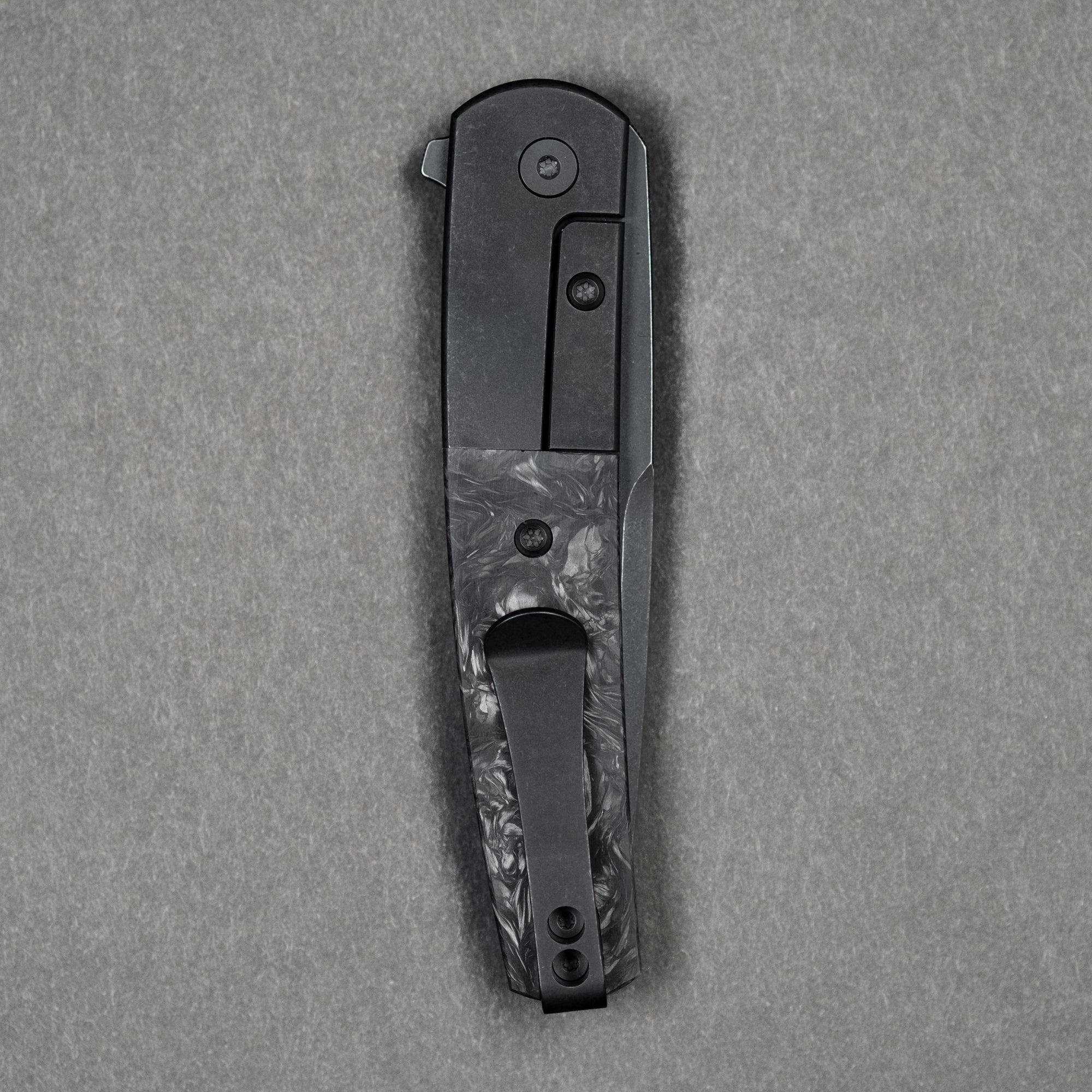 Pre-Order Exclusive: Urban EDC Finback - Fat Carbon Dark Matter Black w/ Blackwashed Magnacut