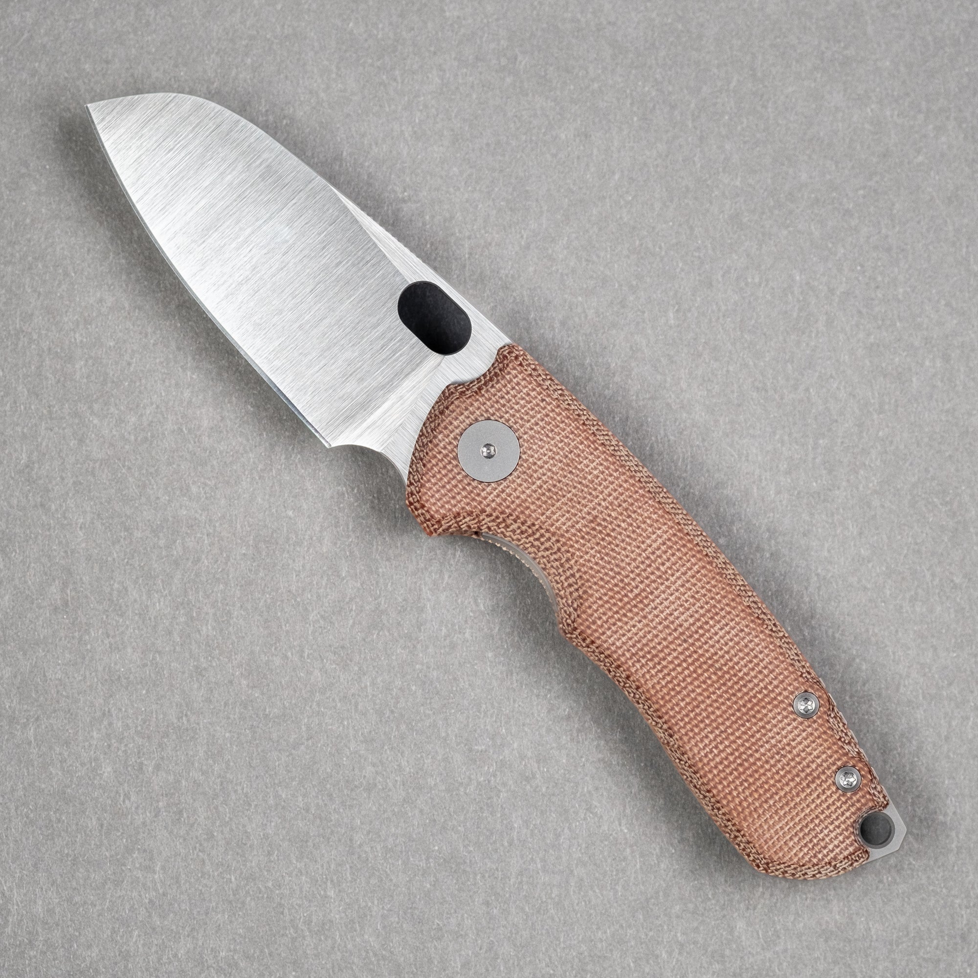 Urban EDC F5.5 - Brown Micarta & Satin Magnacut