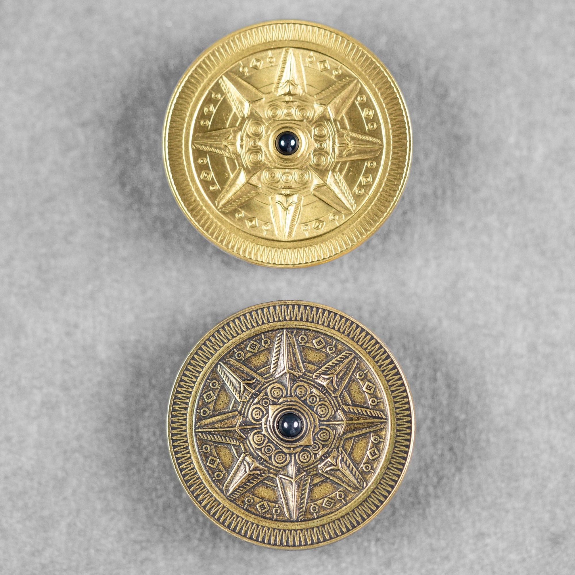 Astronomer Double Spinning Coin - Brass - URBAN EDC®