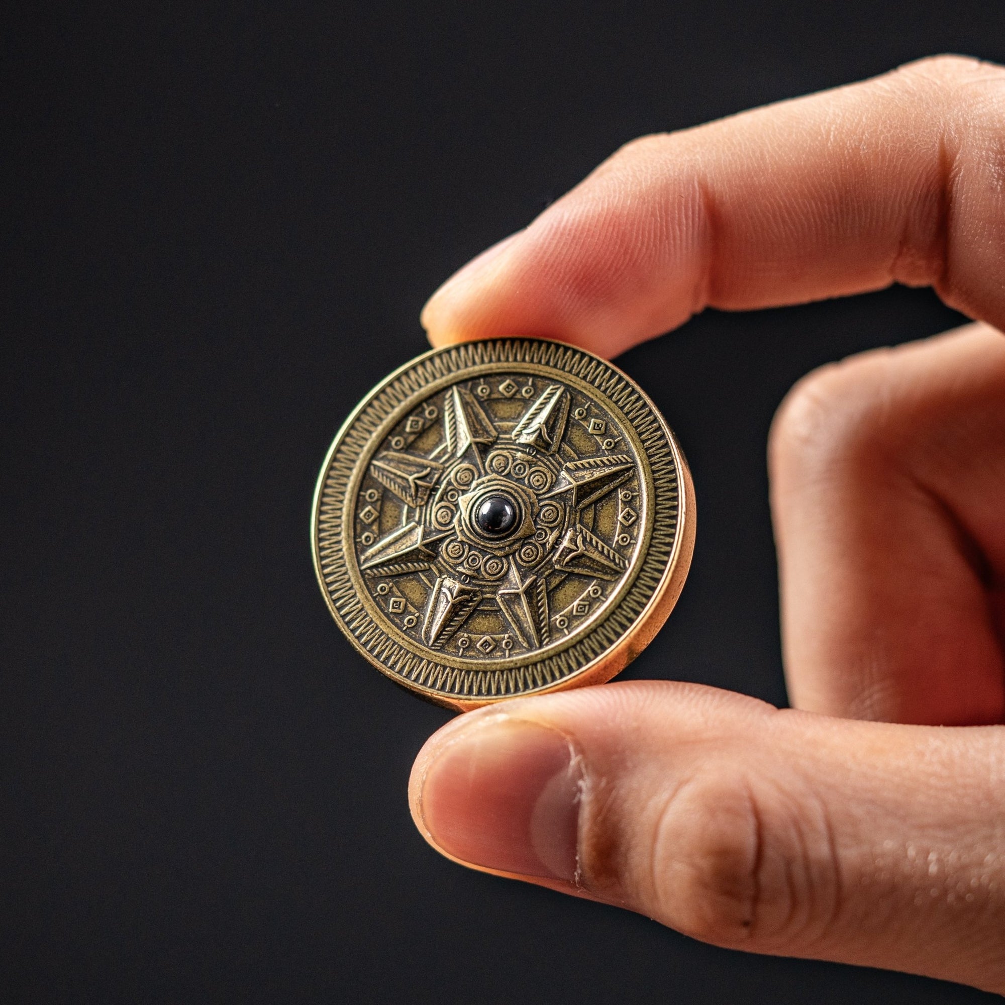 Astronomer Double Spinning Coin - Brass - URBAN EDC®