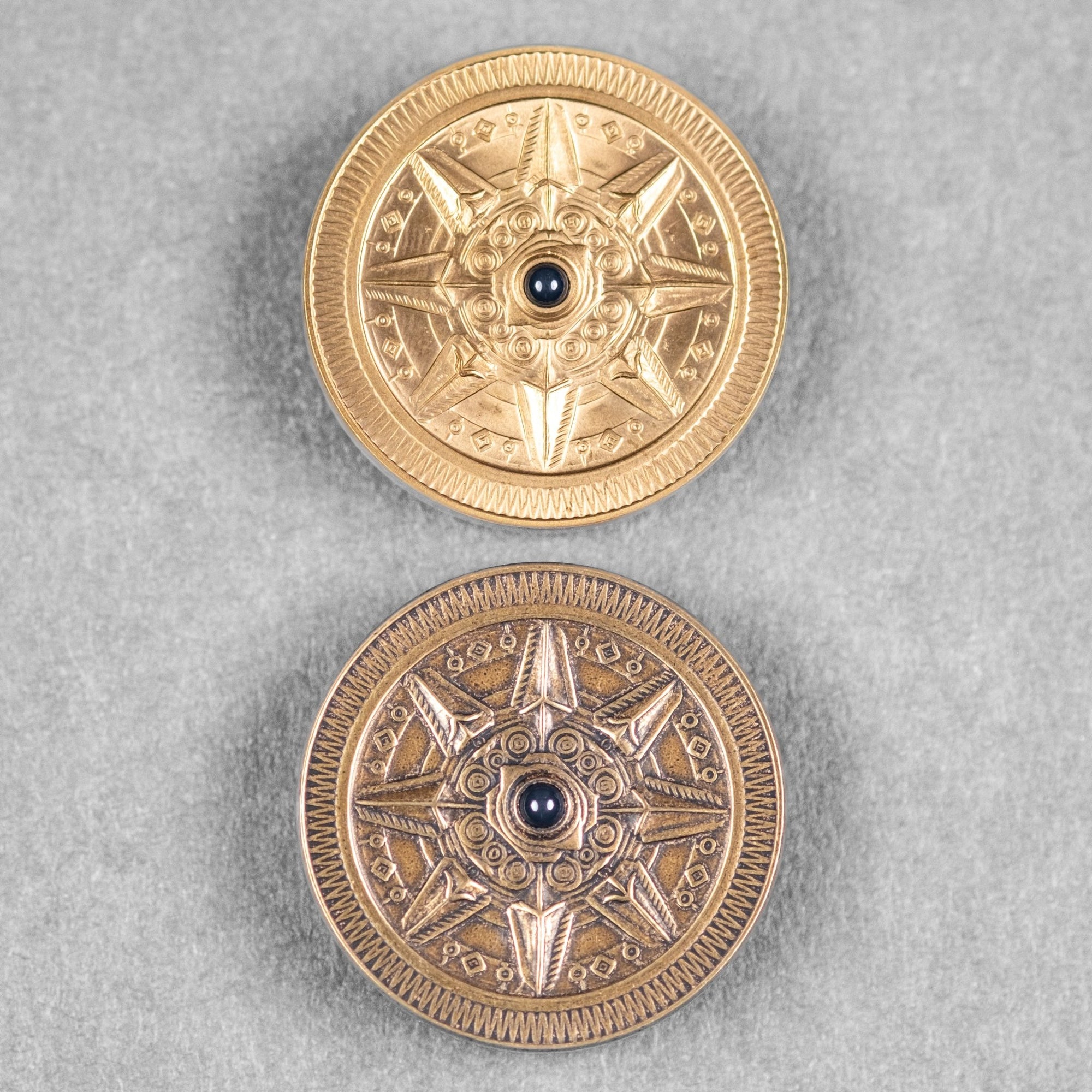 Astronomer Double Spinning Coin - Bronze - URBAN EDC®