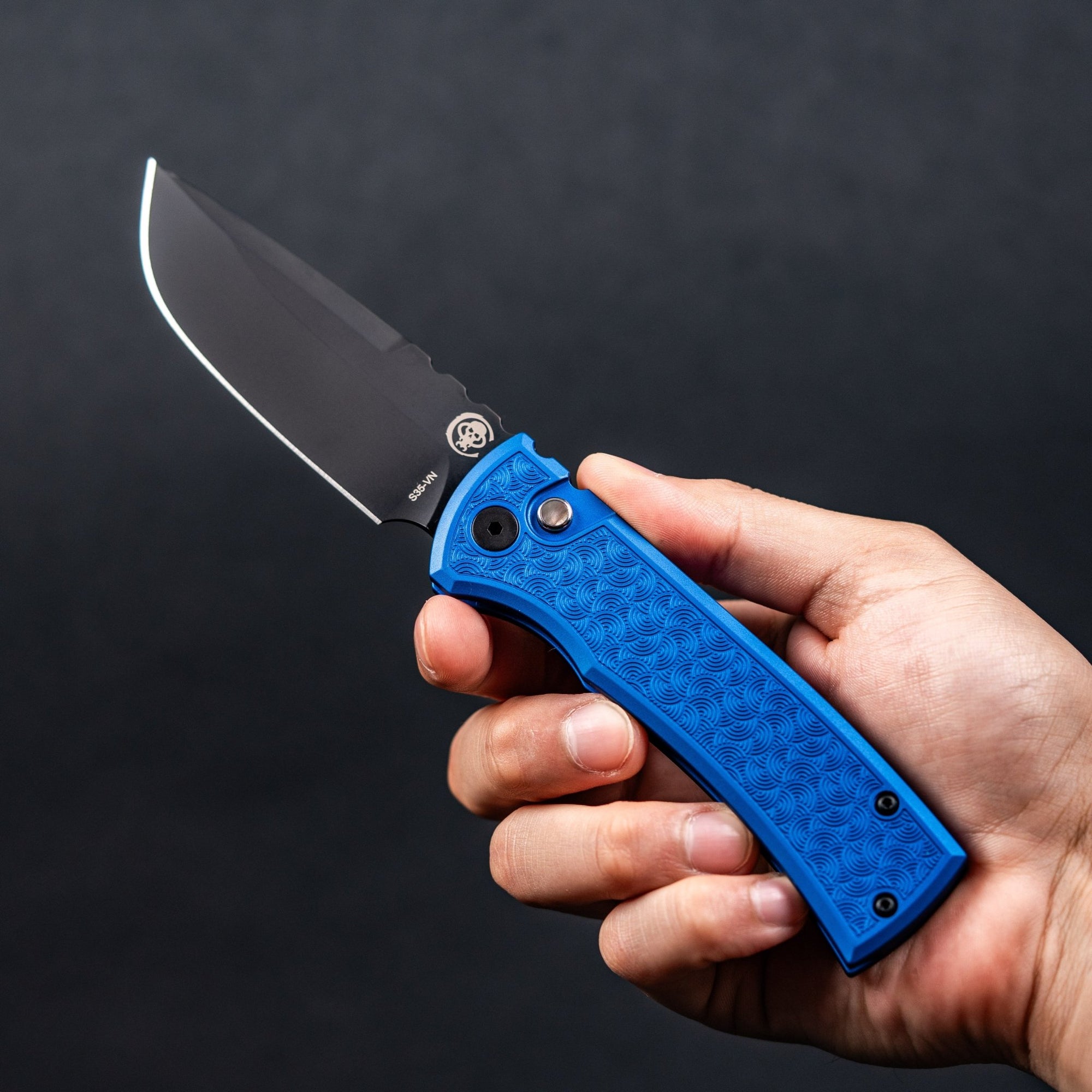 Chaves x Pro - Tech x URBAN Redencion 229 - Black DLC S35VN & Blue Aluminum w/ Chaos Seigaiha™ - URBAN EDC®