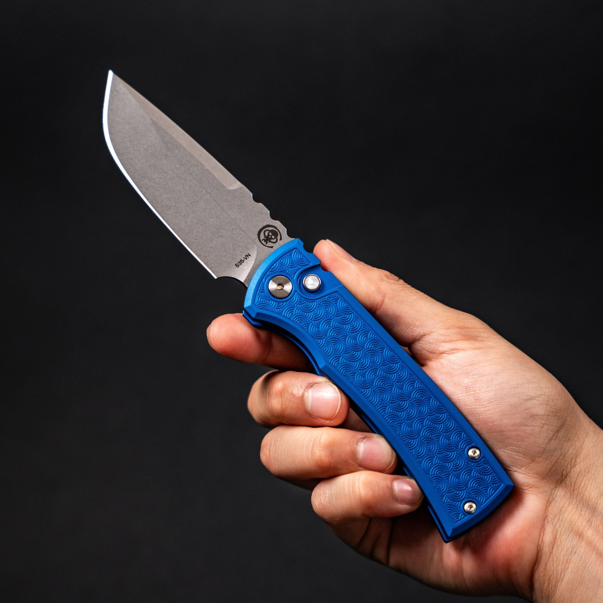Chaves x Pro - Tech x URBAN Redencion 229 - Stonewashed S35VN & Blue Aluminum w/ Chaos Seigaiha™ - URBAN EDC®