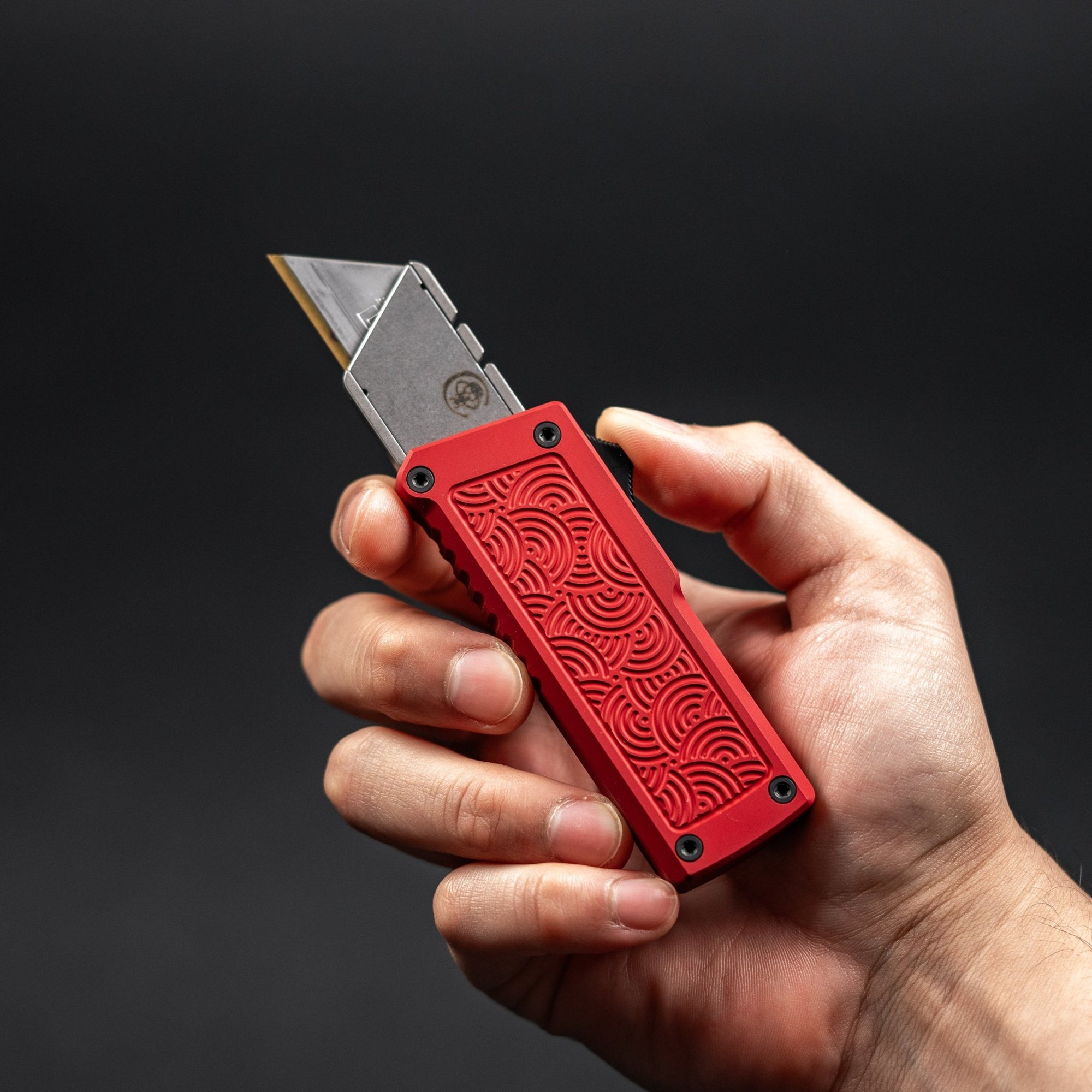 Chaves x URBAN CHUB OTF w/ Aluminum Chaos Seigaiha™ - Red - URBAN EDC®