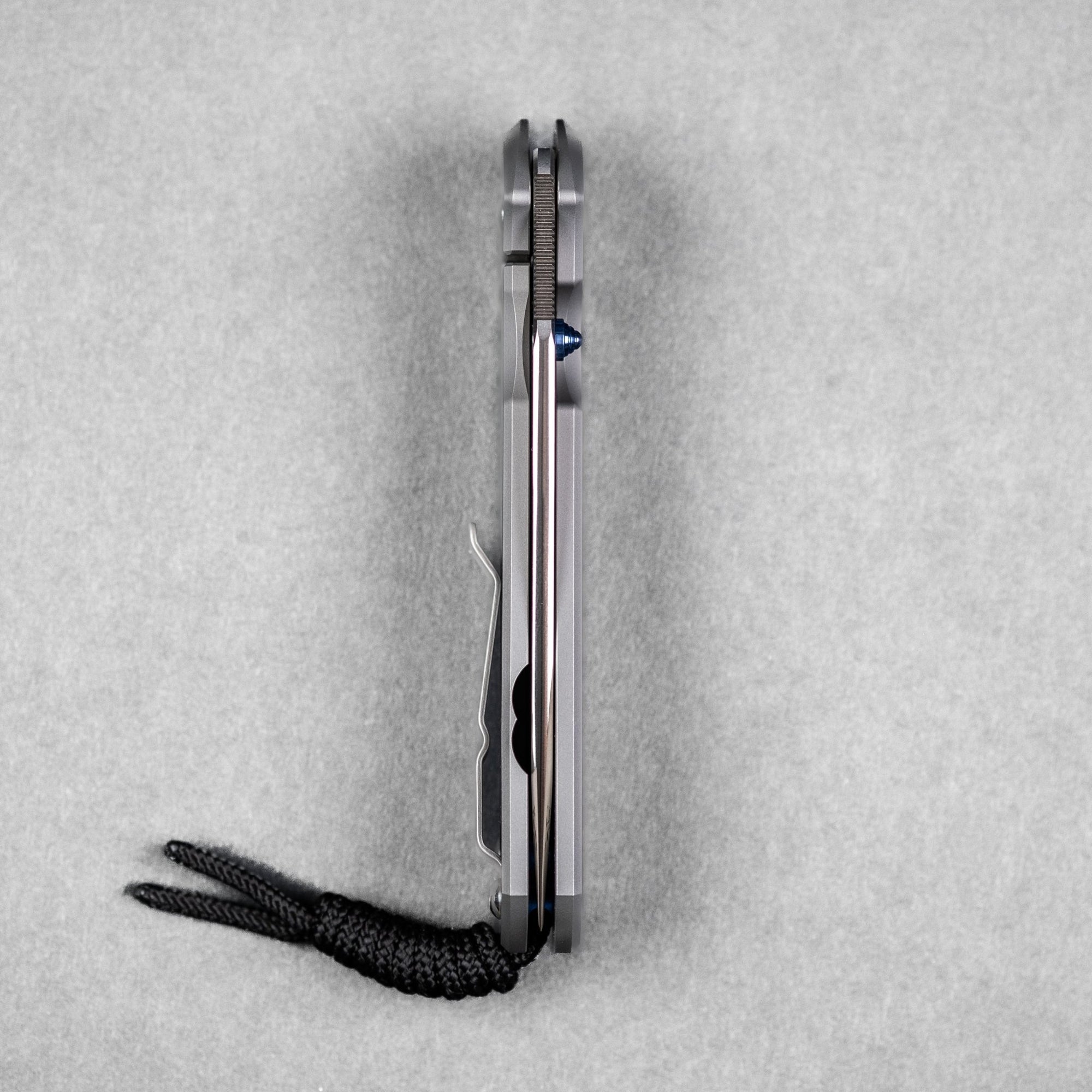 Chris Reeve Large Sebenza 31 Drop Point - Glass Blasted Titanium w/ Blue Accents - URBAN EDC®