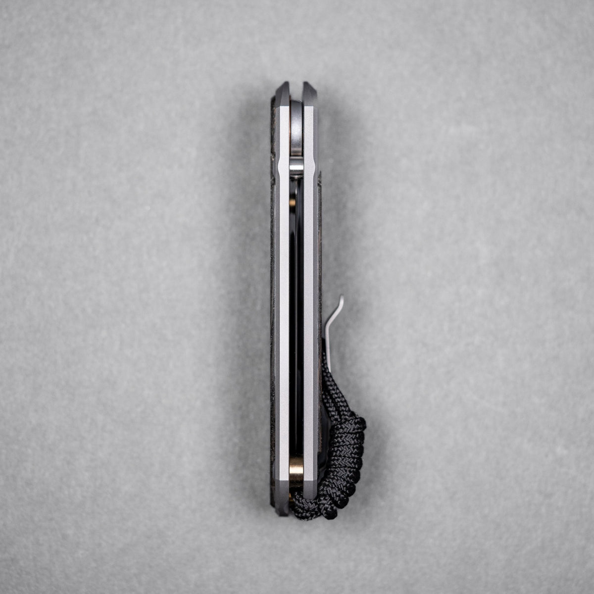 Chris Reeve Large Sebenza 31 - Drop Point Magnacut & Glass Blasted Titanium w/ Bog Oak Inlay - URBAN EDC®