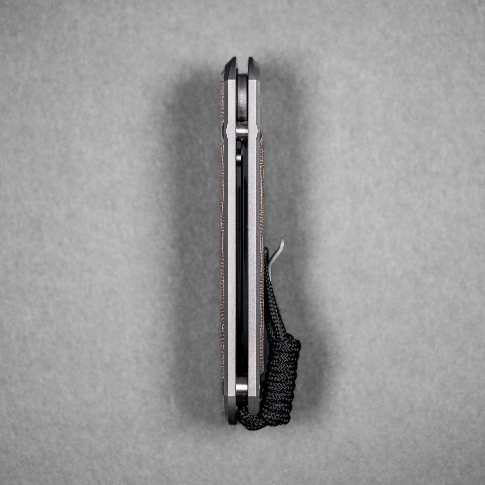 Chris Reeve Large Sebenza 31 - Insingo Magnacut & Glass Blasted Titanium w/ Natural Canvas Micarta Inlay - URBAN EDC®
