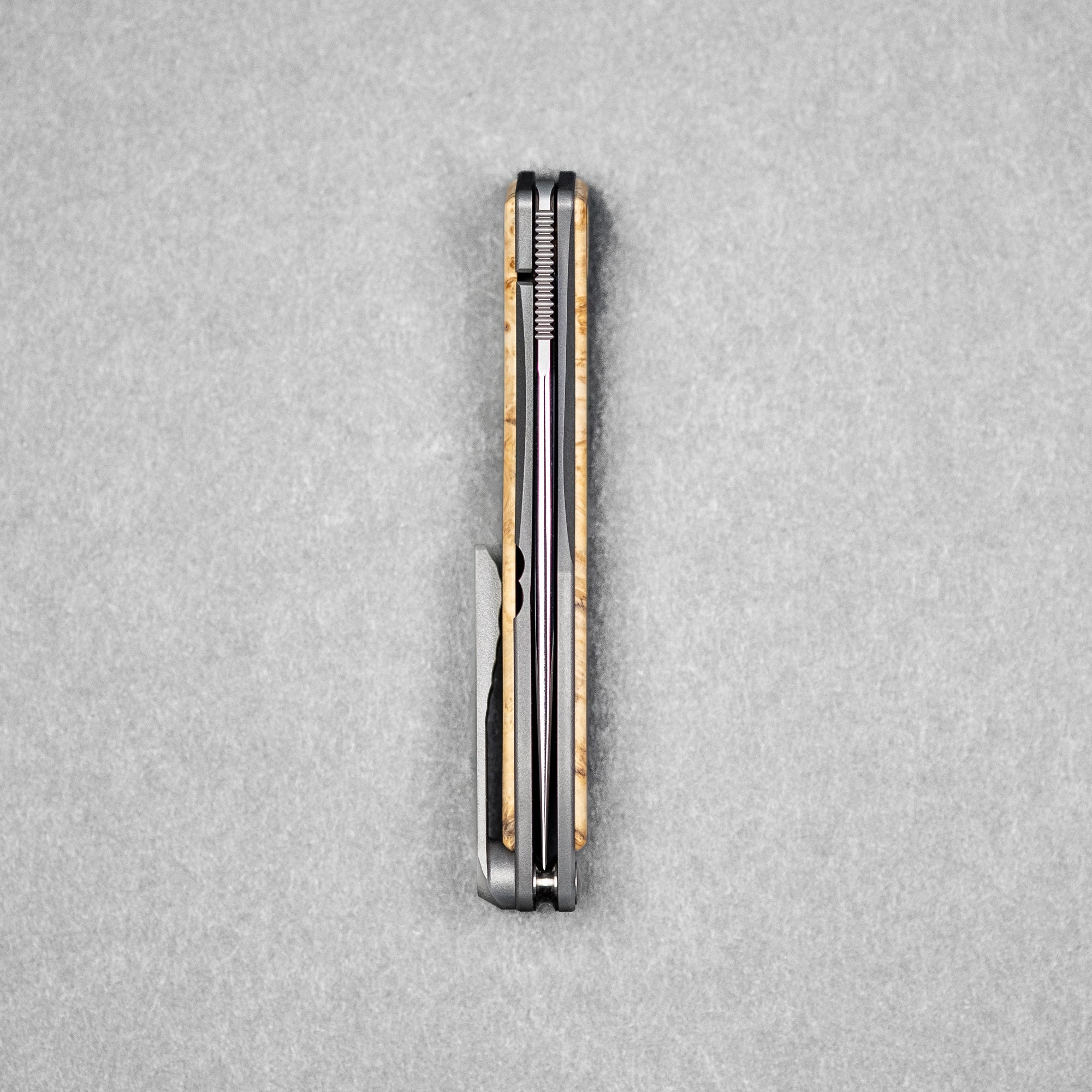 The Man in the Middle・Masterデビッド・イリレィ自伝 Chris Reeve Mnandi - Drop Point Magnacut w/ Box Elder Inlay