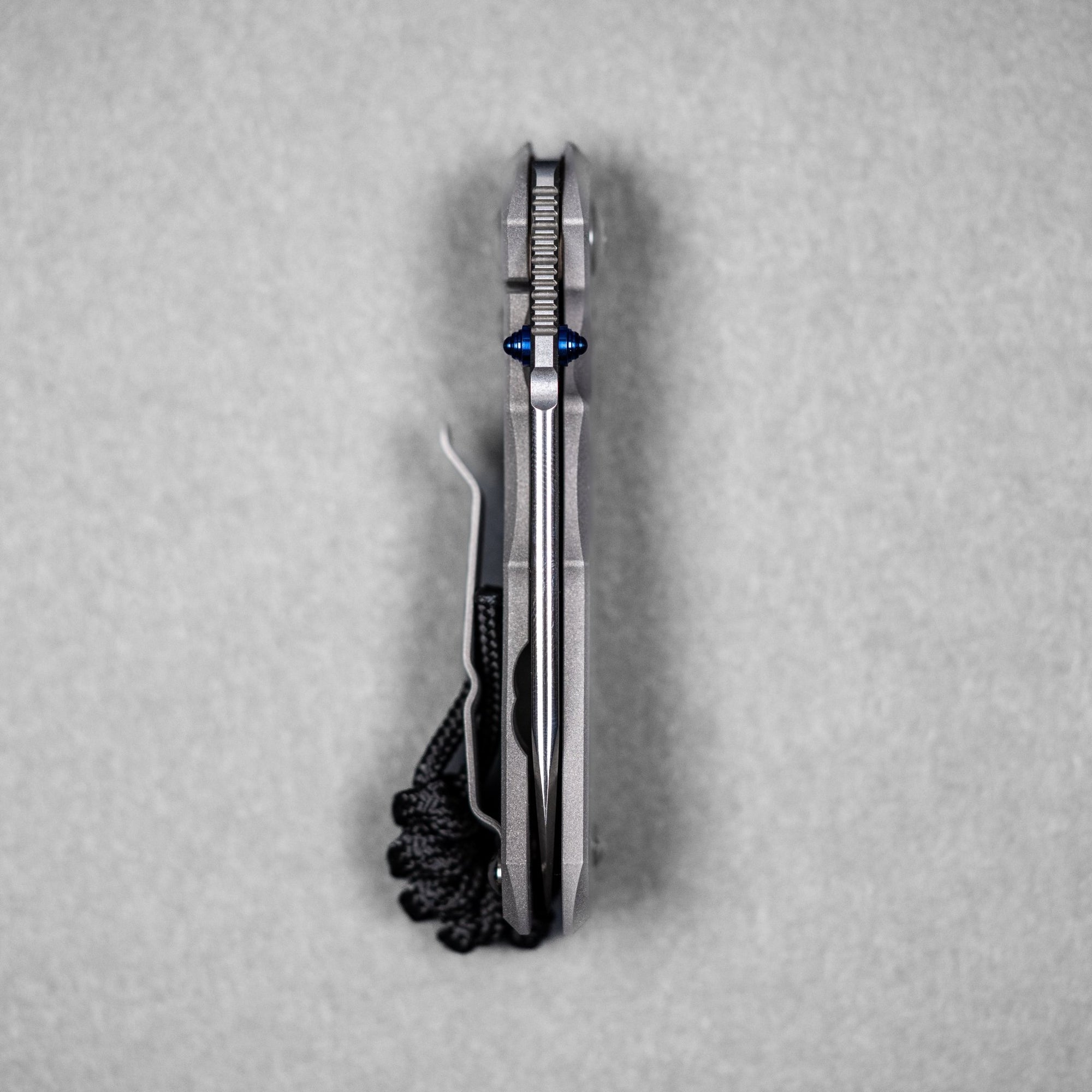 Chris Reeve Small Inkosi Insingo - Magnacut & Sandblasted Titanium - URBAN EDC®