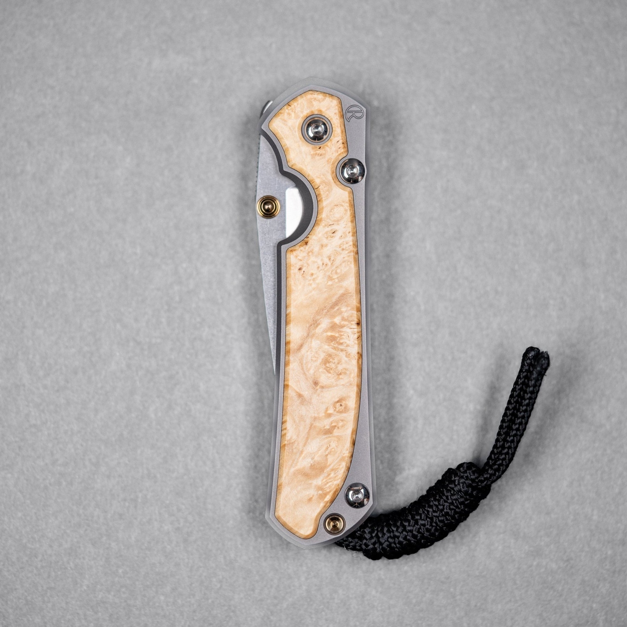 Chris Reeve Small Sebenza 31 - Drop Point Magnacut & Glass Blasted Titanium w/ Box Elder - URBAN EDC®