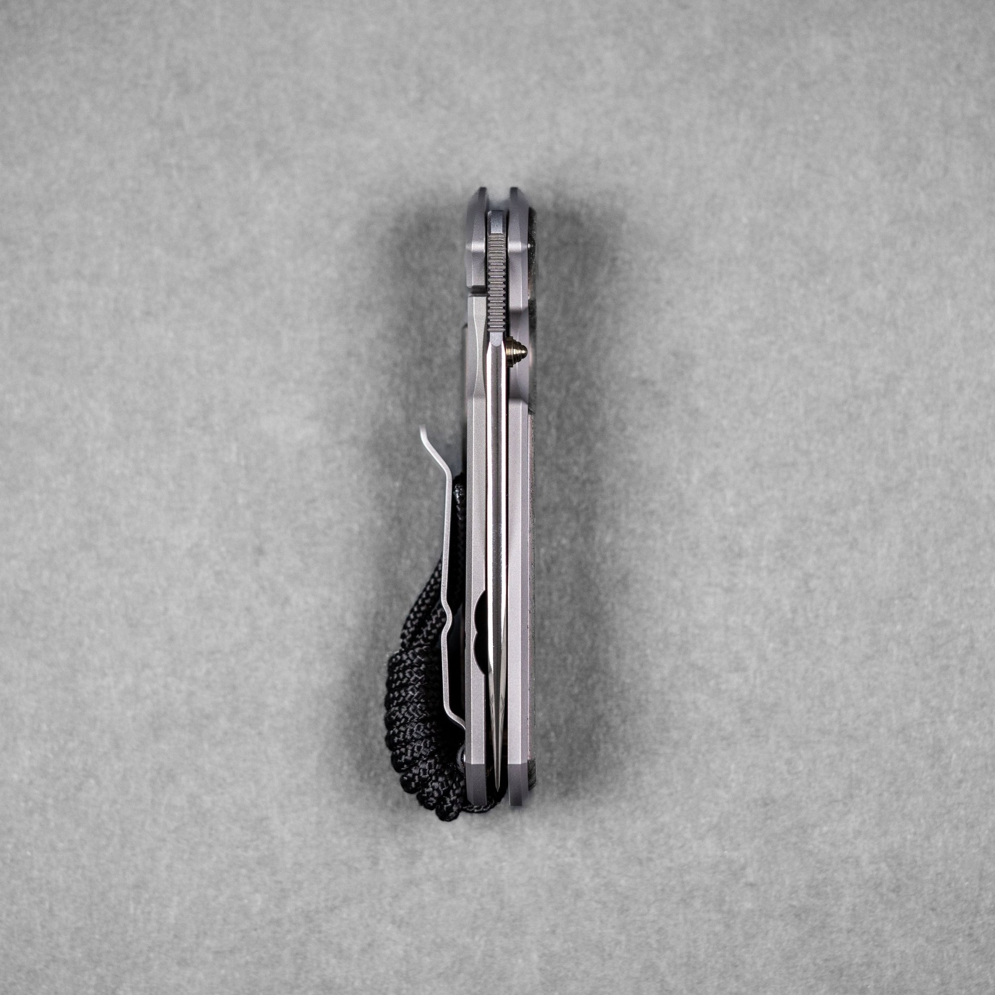 Chris Reeve Small Sebenza 31 - Drop Point Magnacut & Glass Blasted Titanium w/ Macassar Ebony Inlay - URBAN EDC®