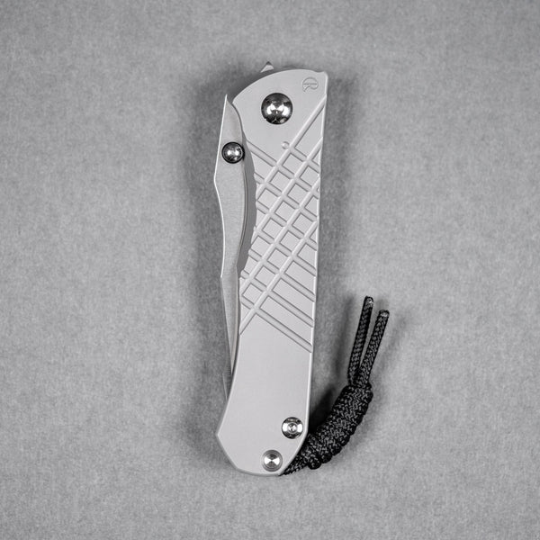 Chris Reeve Umnumzaan - Drop Point Magnacut & Glass Blasted Titanium - URBAN EDC®