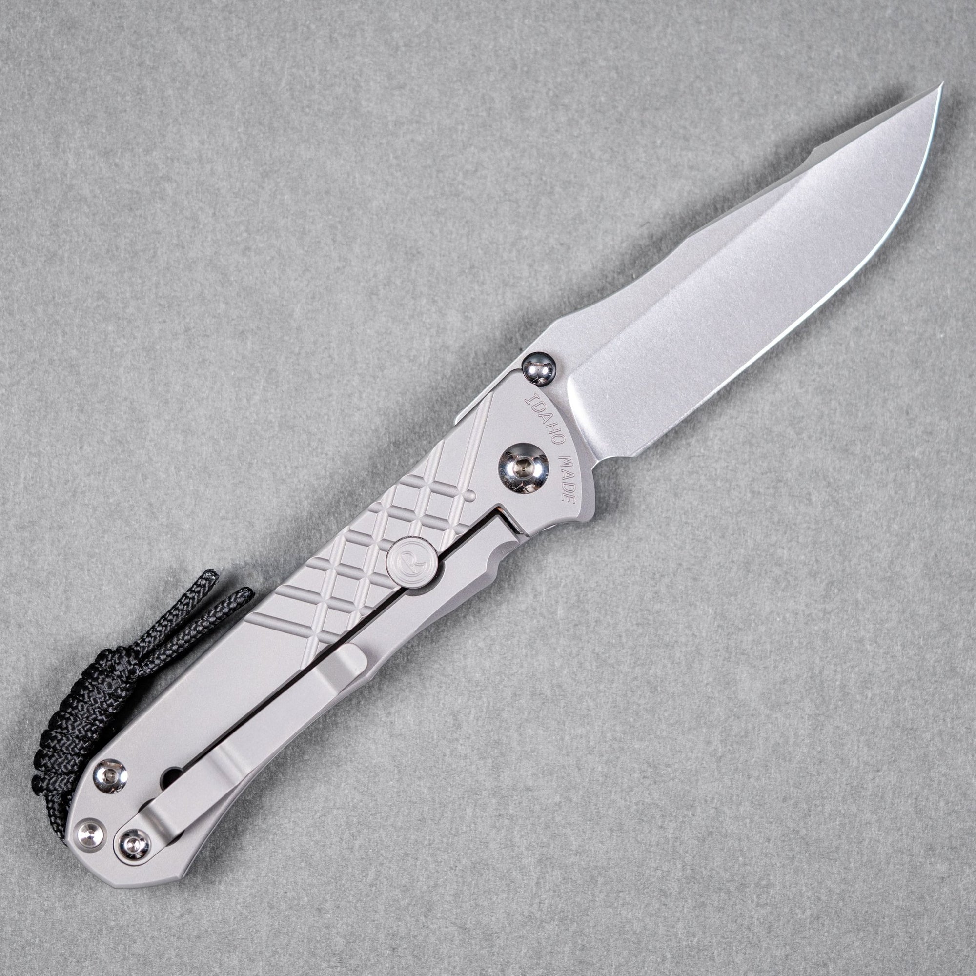 Chris Reeve Umnumzaan - Drop Point Magnacut & Glass Blasted Titanium - URBAN EDC®