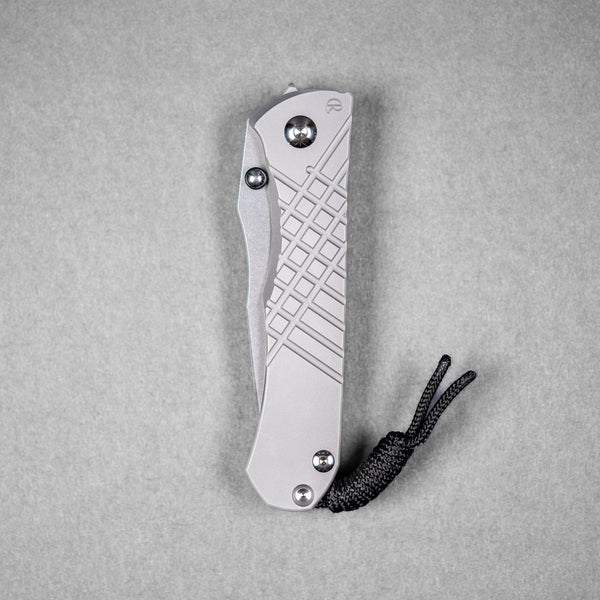 Chris Reeve Umnumzaan - Tanto Magnacut & Glass Blasted Titanium - URBAN EDC®