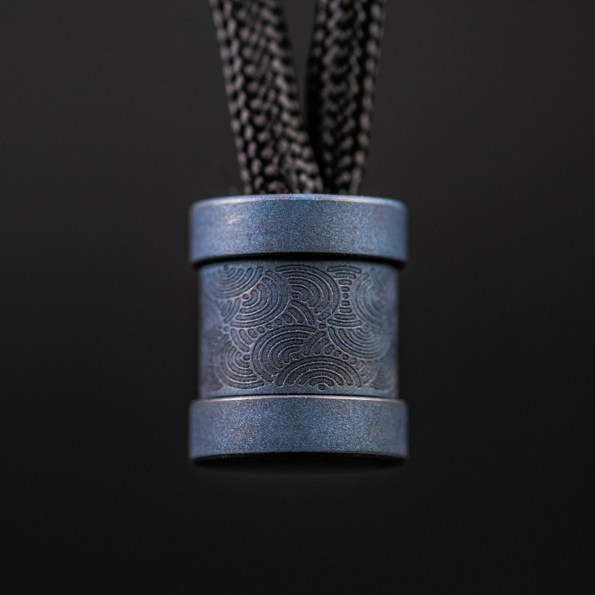 Collins Trace Manufacturing x URBAN 'The End' Bead - Blurple Titanium Chaos Seigaiha™ - URBAN EDC®