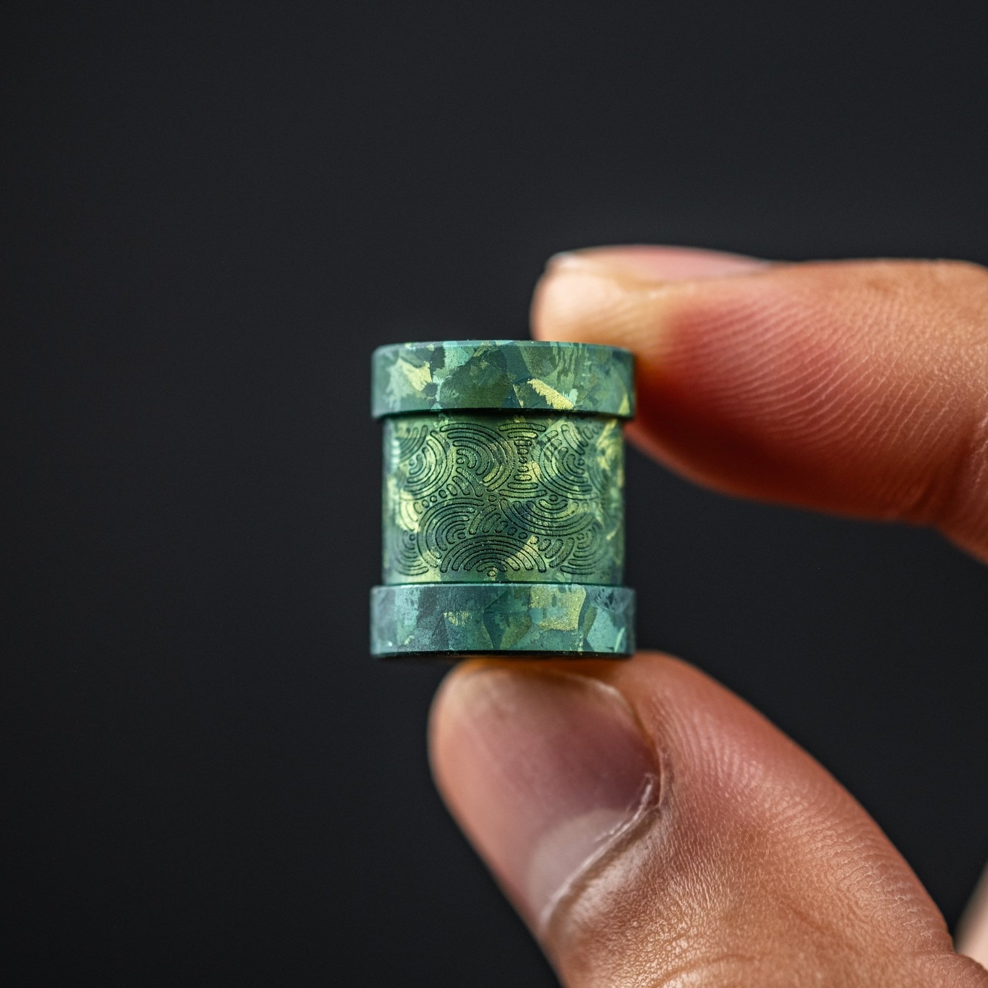 Collins Trace Manufacturing x URBAN 'The End' Bead - Teal Green Crystal Ti Chaos Seigaiha™ - URBAN EDC®