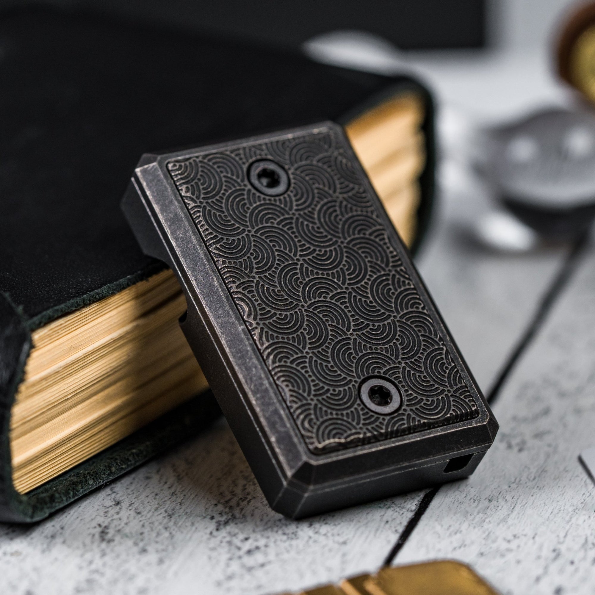 CrowGear x URBAN Don't Worry Stone Slim - Dusk Titanium w/ Chaos Seigaiha™ - URBAN EDC®