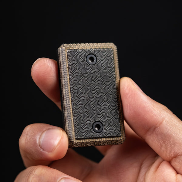 CrowGear x URBAN Don't Worry Stone Slim - Green Micarta & Dusk Titanium w/ Chaos Seigaiha™ - URBAN EDC®