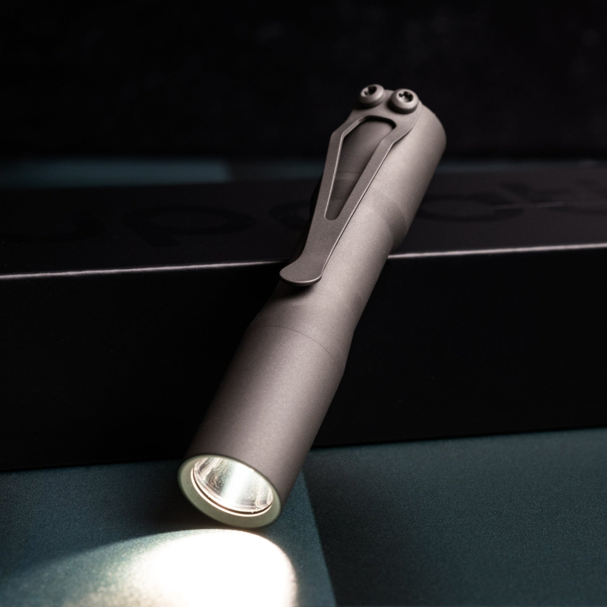 CWF Mini Arc Flashlight - Stonewashed Titanium (Custom) – URBAN EDC®