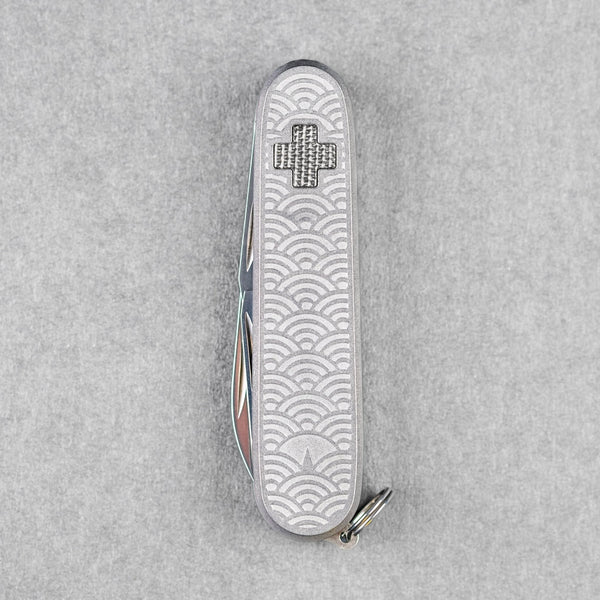 Daily Customs x URBAN Recruit SAK - Seigaiha Titanium w/ Black Micarta Inlay - URBAN EDC®