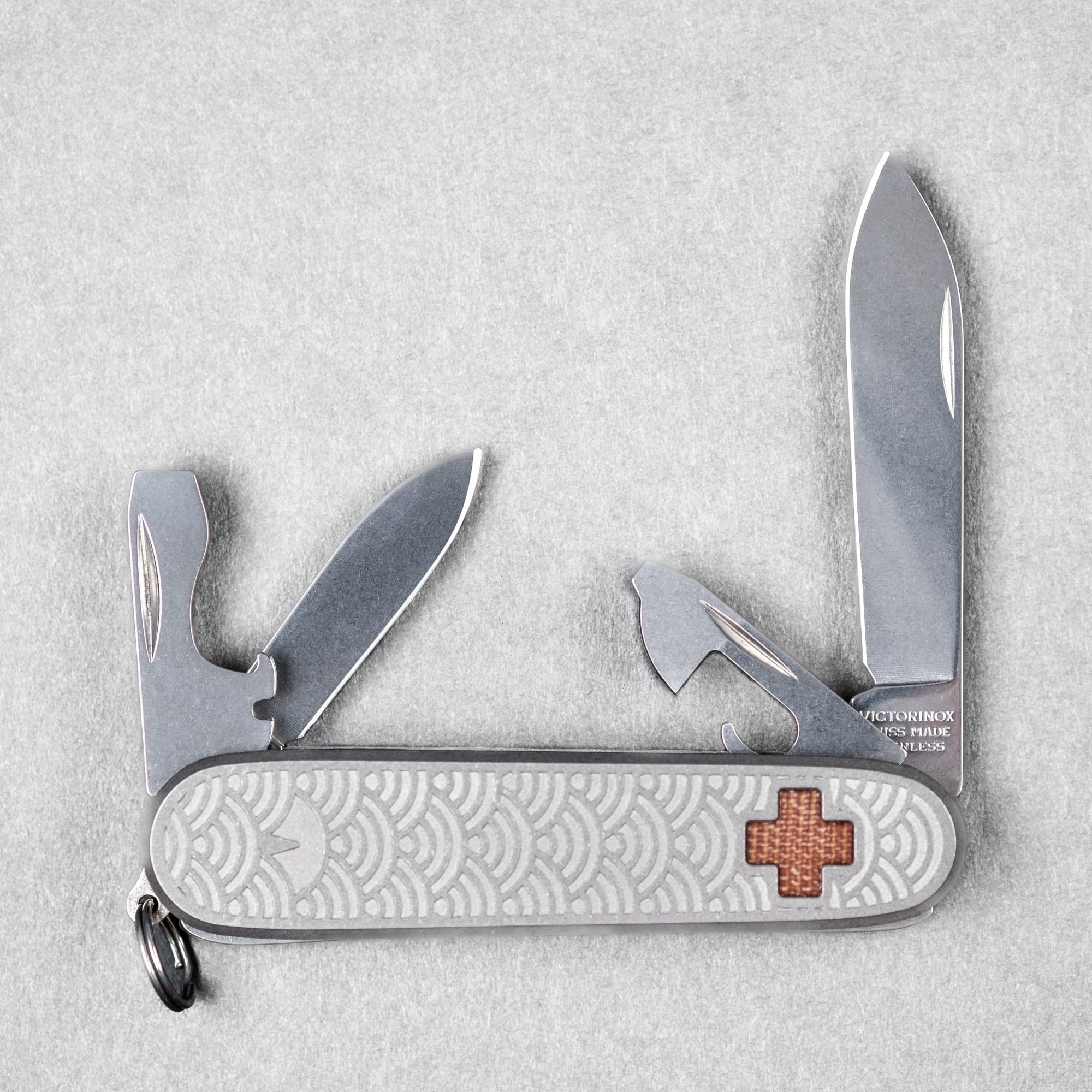 Daily Customs x URBAN Recruit SAK - Seigaiha Titanium w/ Natural Micarta Inlay - URBAN EDC®