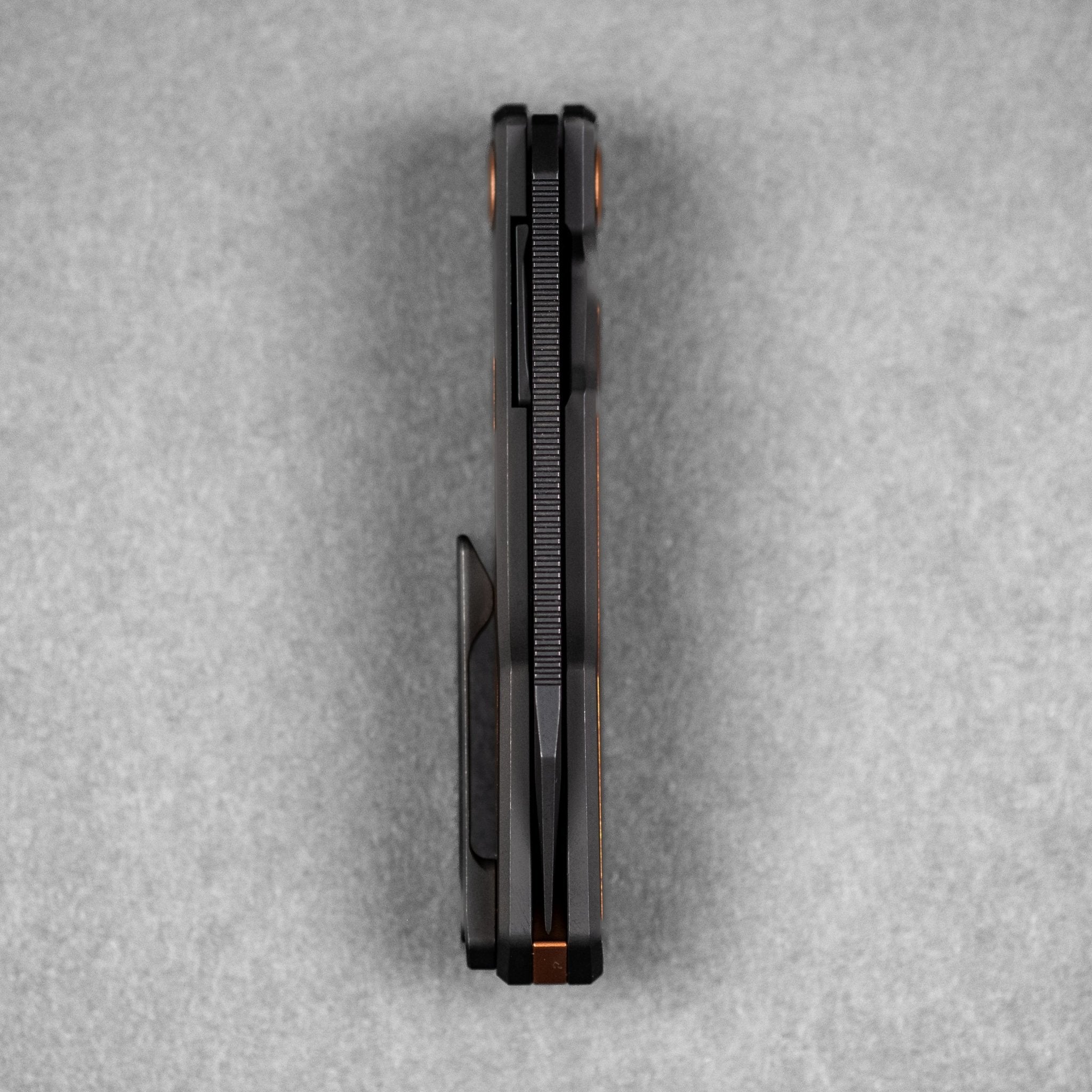 Divo x URBAN Saloon - Blackwashed S90V & Blackwashed Titanium