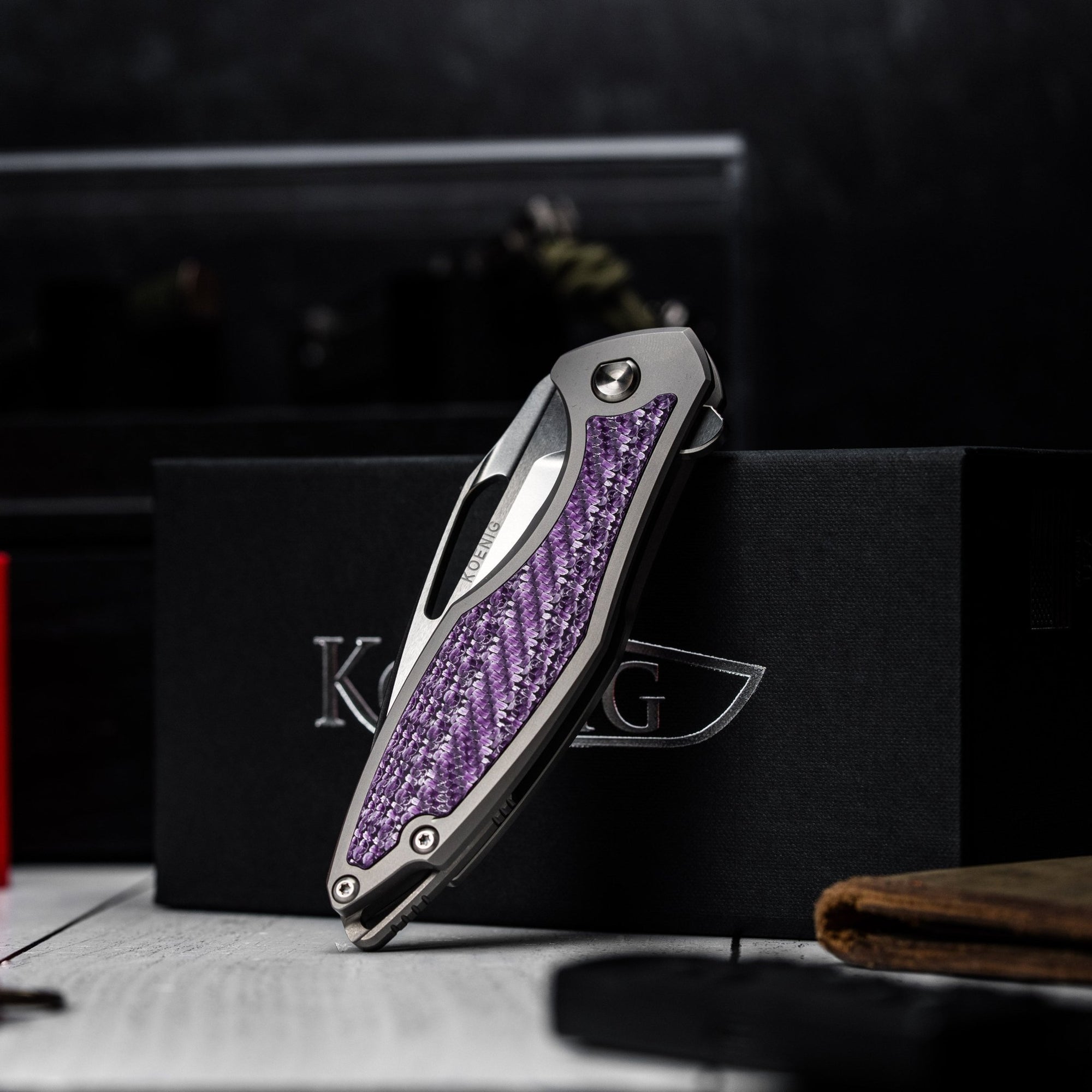 Drop Date (02/04): Koenig Arius Flipper - Brightwashed w/ Polished Flats M390 & Purple Twill Inlay - URBAN EDC®