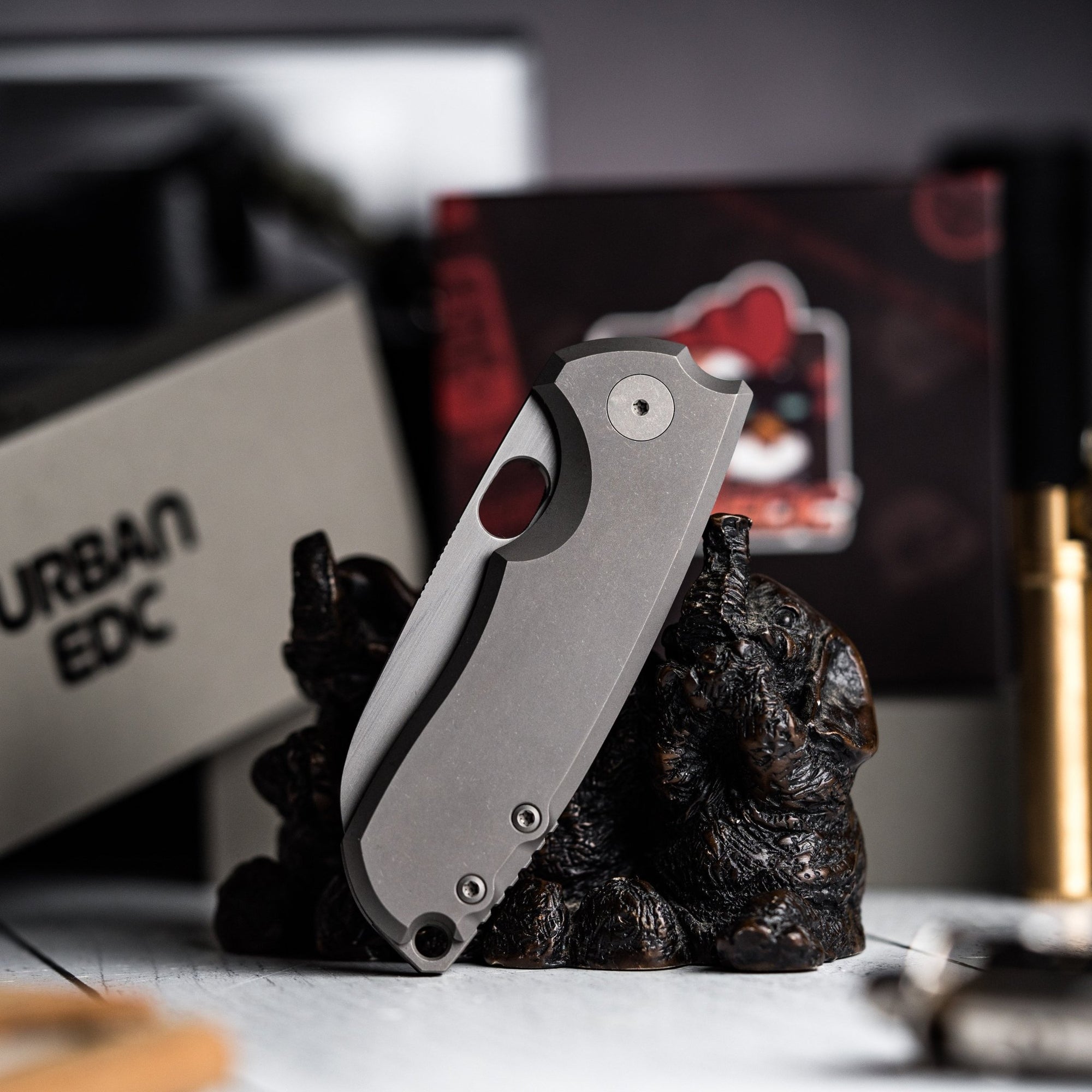 Drop Date (02/04): URBAN F5.5 - Dark - Rubbed Magnacut & Darkwashed Titanium - URBAN EDC®