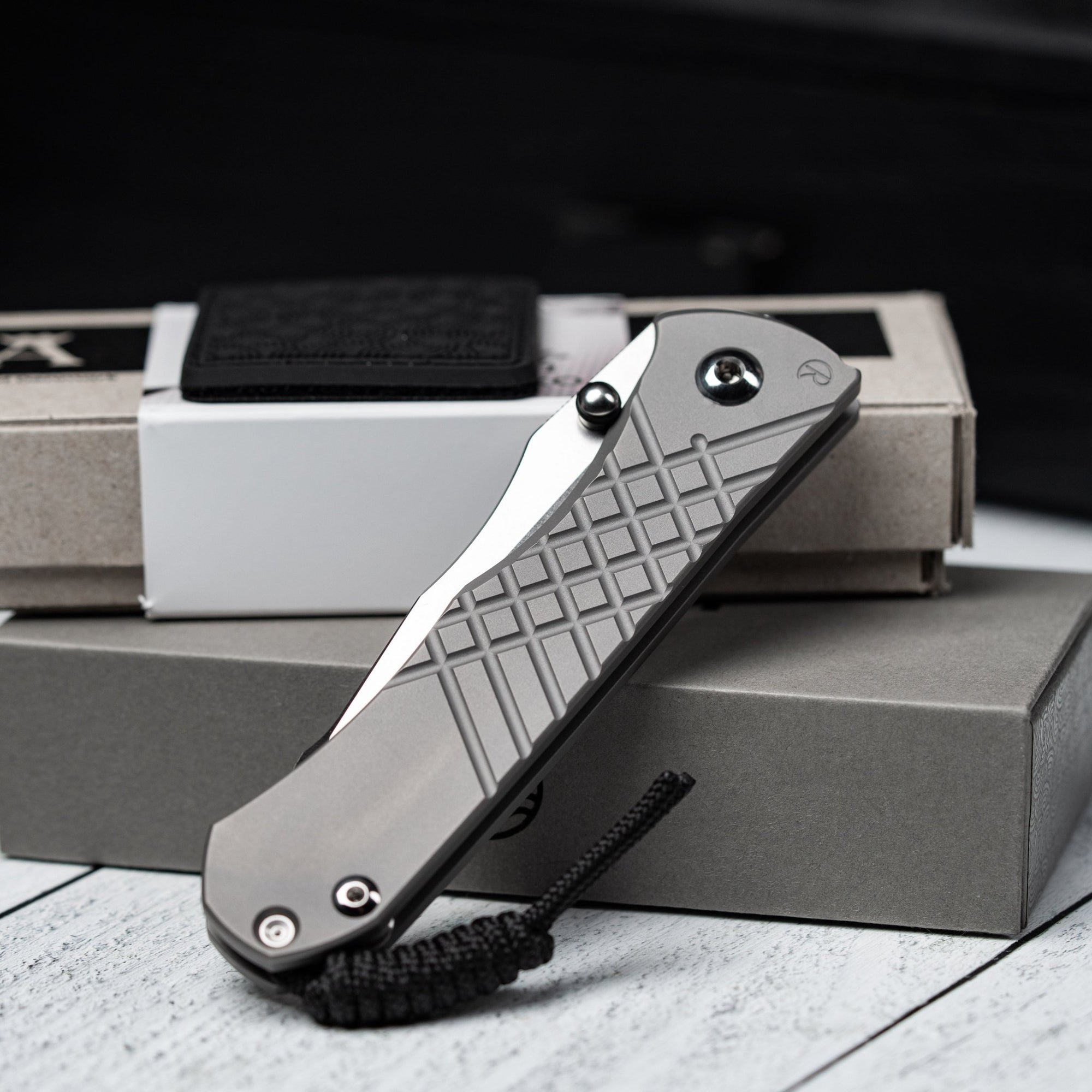 Drop Date (02/25): Chris Reeve Umnumzaan Drop Point - Glass Blasted Titanium - URBAN EDC®
