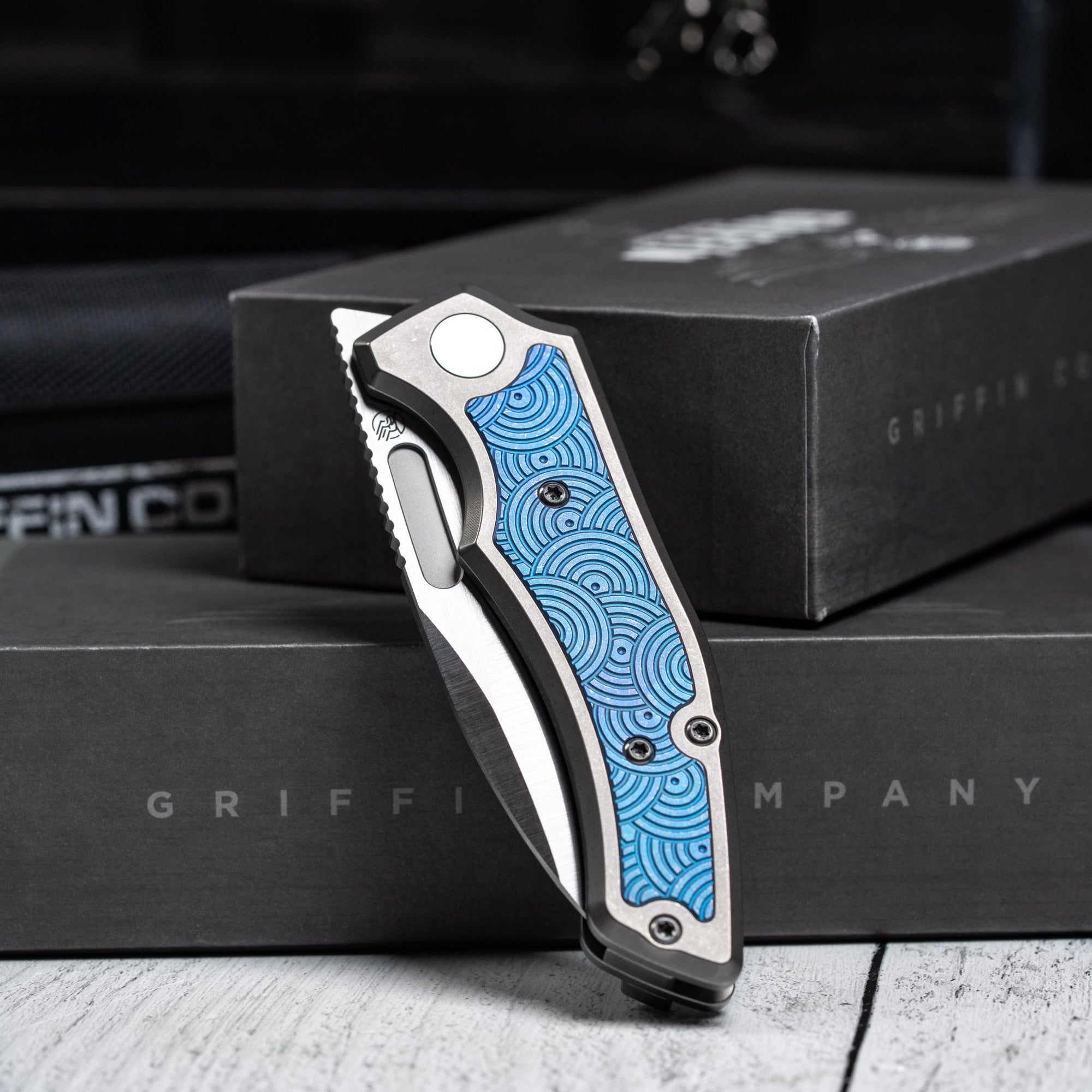 Drop Date (03/11): Griffin Co x URBAN Scout F3 Folder - Belt Satin Magnacut & Blurple Titanium w/ Chaos Seigaiha™ - URBAN EDC®