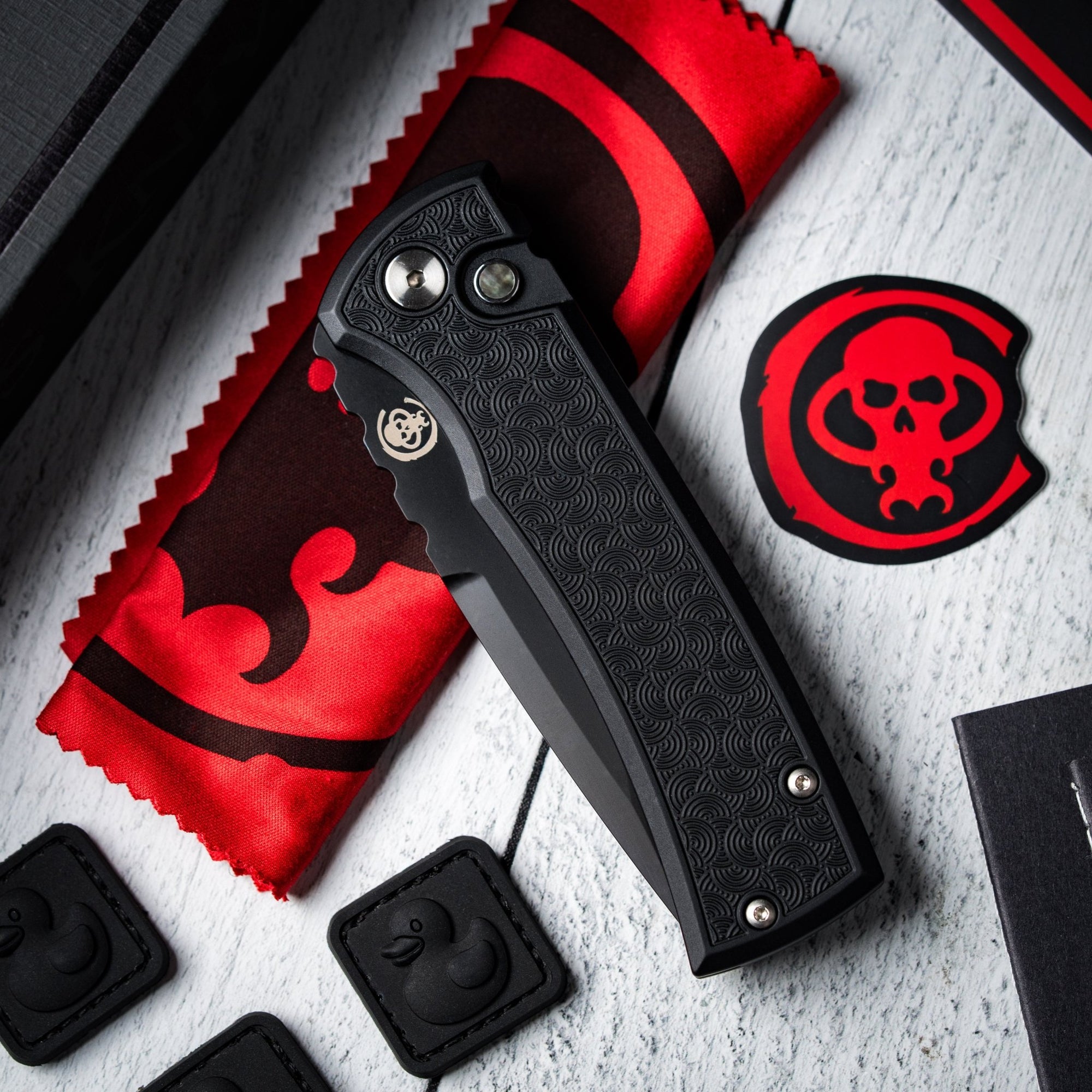Drop Date (03/25): Chaves x Pro - Tech x URBAN Redencion 229 - Black DLC S35VN & Black Aluminum w/ Chaos Seigaiha™ - URBAN EDC®