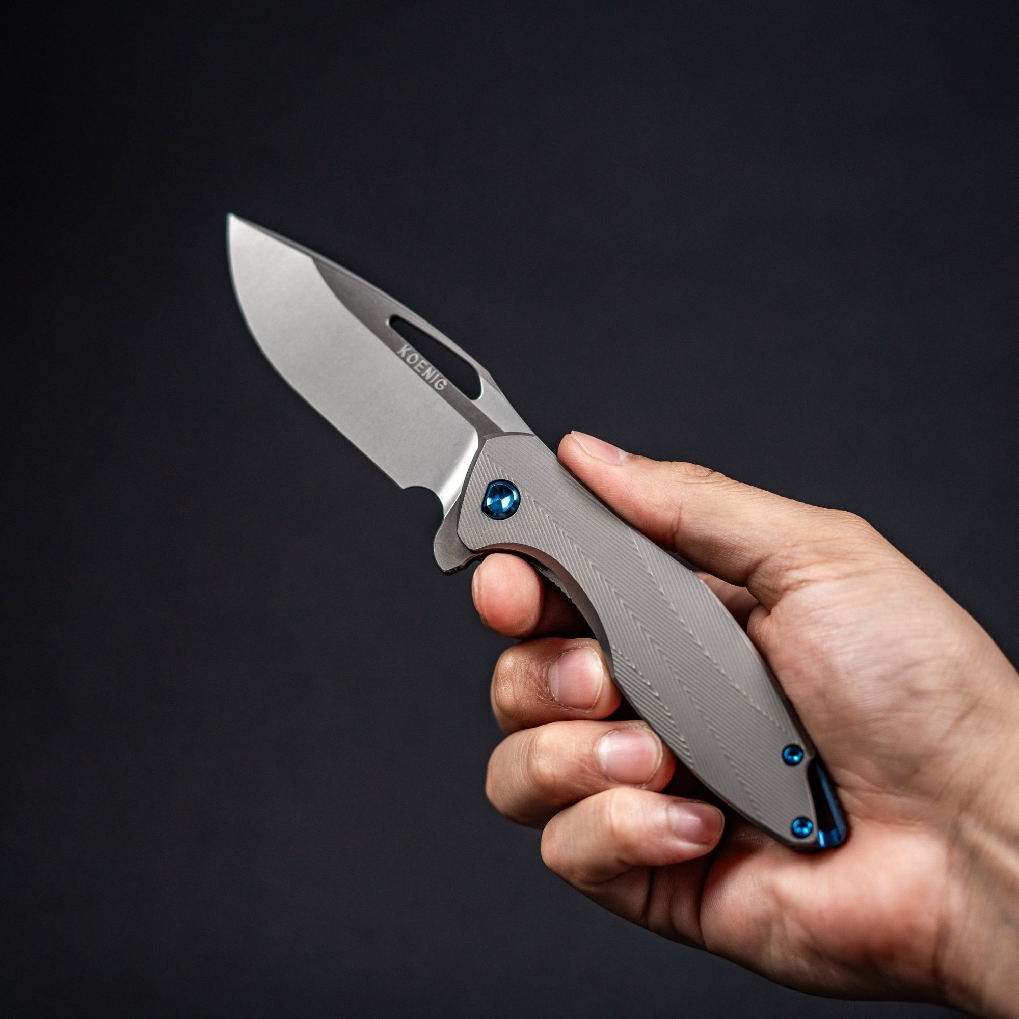 Drop Date (04/29): Koenig Mini Arius Flipper - Burnished M390 w/ Polished Flats & Patterned Titanium - URBAN EDC®