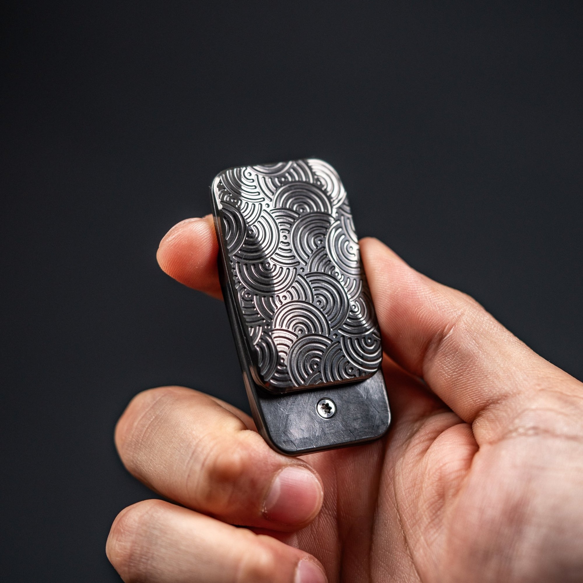 Drop Date (04/29): Magnus x URBAN Squashed Toad Fidget Slider - Blackout Zirconium w/ Chaos Seigaiha™ & Zirc X - Plate - URBAN EDC®