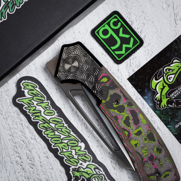 Drop Date (05/20): Gecko x URBAN Pictus V2 XL - Polished DLC Vanax & Polished DLC Ti Chaos Seigaiha™ w/ Watermelon Sugar Camo Carbon - URBAN EDC®