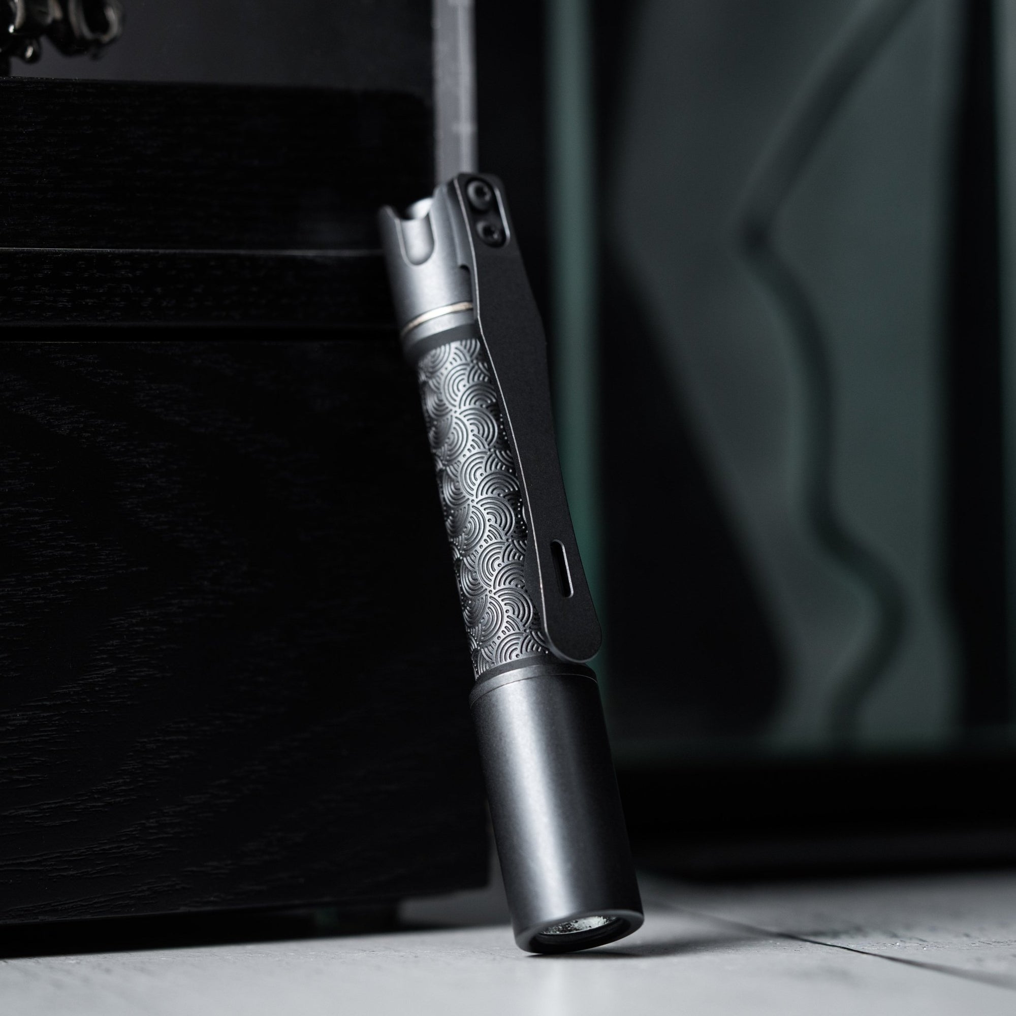 Drop Date (05/20): Reylight x URBAN Pineapple Mini Flashlight - Black Oil Ti Chaos Seigaiha™ w/ Milled Ti Clip - URBAN EDC®