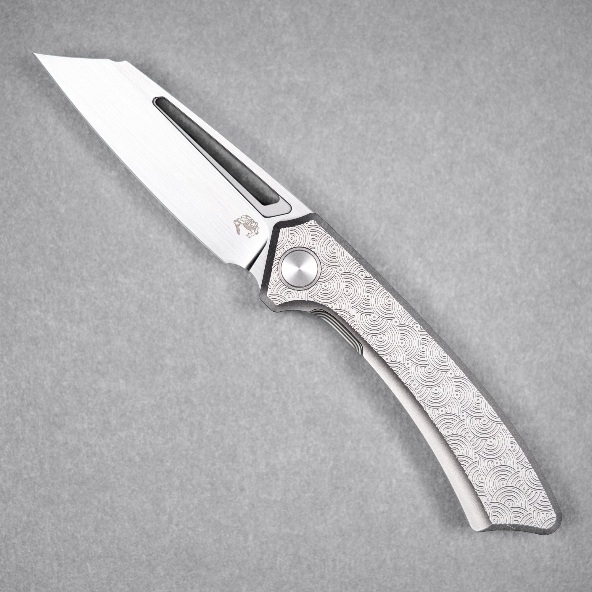 Drop Date (05/27): Gecko x URBAN Pictus V2 - Hand - Rubbed Vanax & Stonewashed Ti Chaos Seigaiha™ - URBAN EDC®