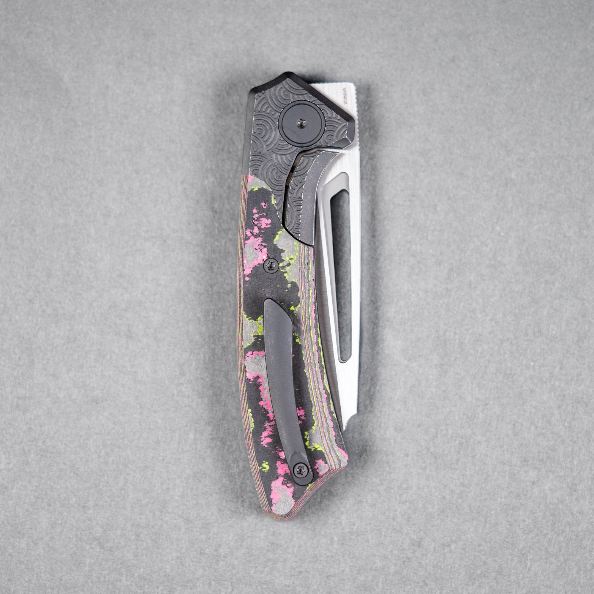 Drop Date (06/10): Gecko x URBAN Pictus V2 - Belt Satin Vanax & Blackwashed Ti Chaos Seigaiha™ w/ Watermelon Sugar Camo Carbon - URBAN EDC®