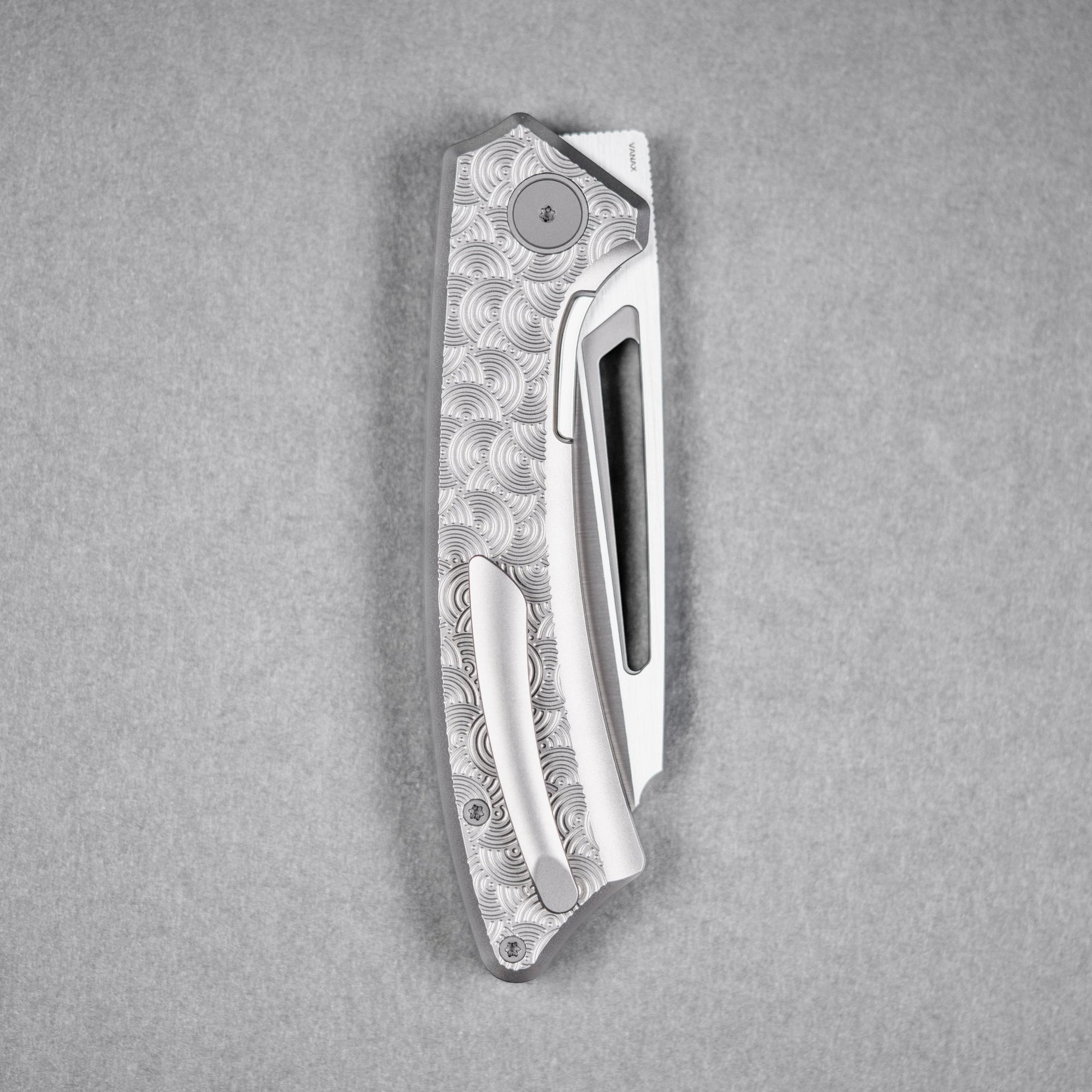 Drop Date (06/17): Gecko x URBAN Pictus V2 XL - Belt Satin Vanax & Stonewashed Ti Chaos Seigaiha™ - URBAN EDC®