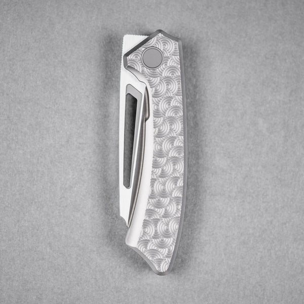Drop Date (06/17): Gecko x URBAN Pictus V2 XL - Belt Satin Vanax & Stonewashed Ti Chaos Seigaiha™ - URBAN EDC®