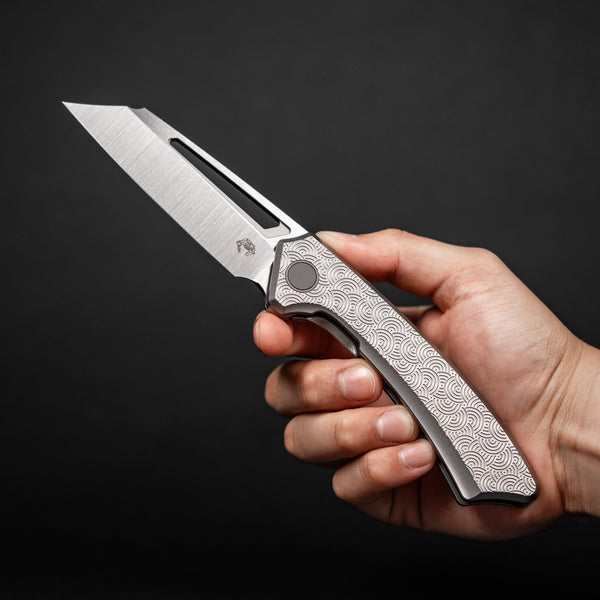 Drop Date (06/17): Gecko x URBAN Pictus V2 XL - Belt Satin Vanax & Stonewashed Ti Chaos Seigaiha™ - URBAN EDC®