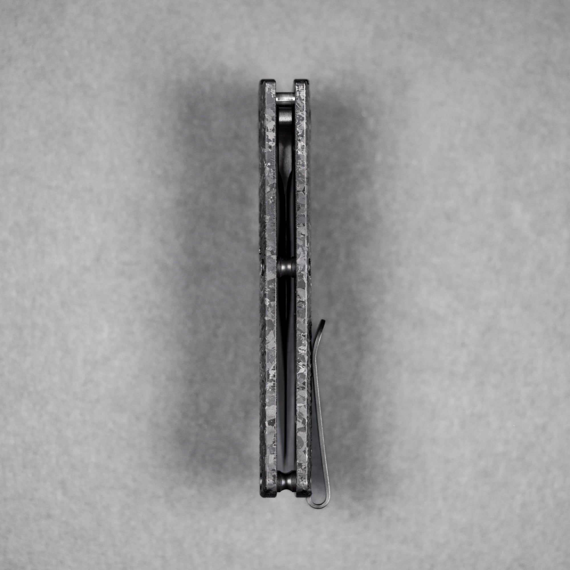 Drop Date (06/17): URBAN Castellan Non-Flipper - Belt Satin DLC Vanax & Black Crystal Titanium w/ Dragon Scale - URBAN EDC®